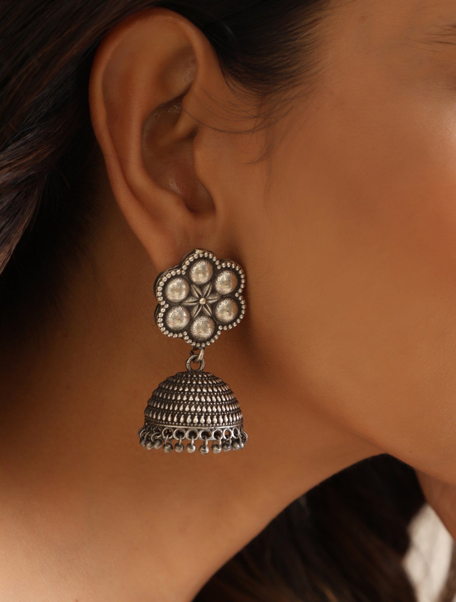 trueBrowns Silver Floral Jhumka Earrings