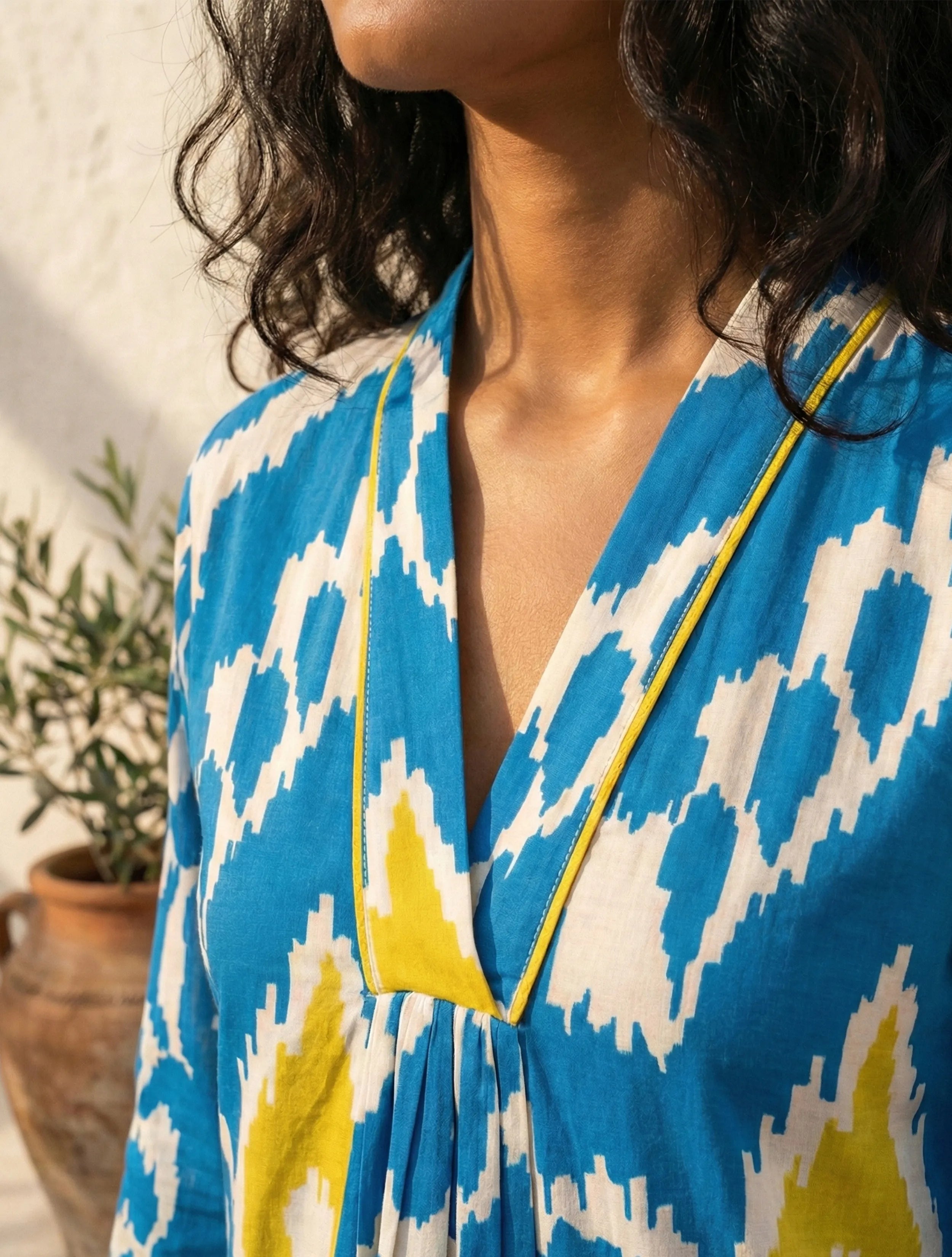 trueBrowns Blue Ikat Print Cotton A-Line Kurta Set