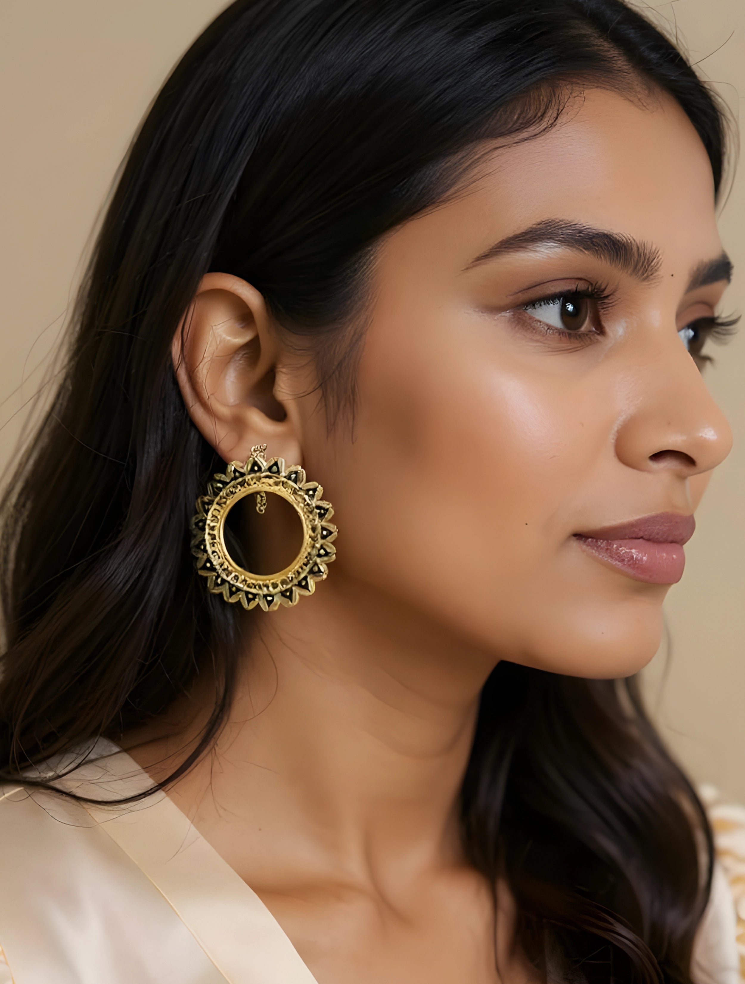 trueBrowns Pink And Golden Stones Stud Earrings