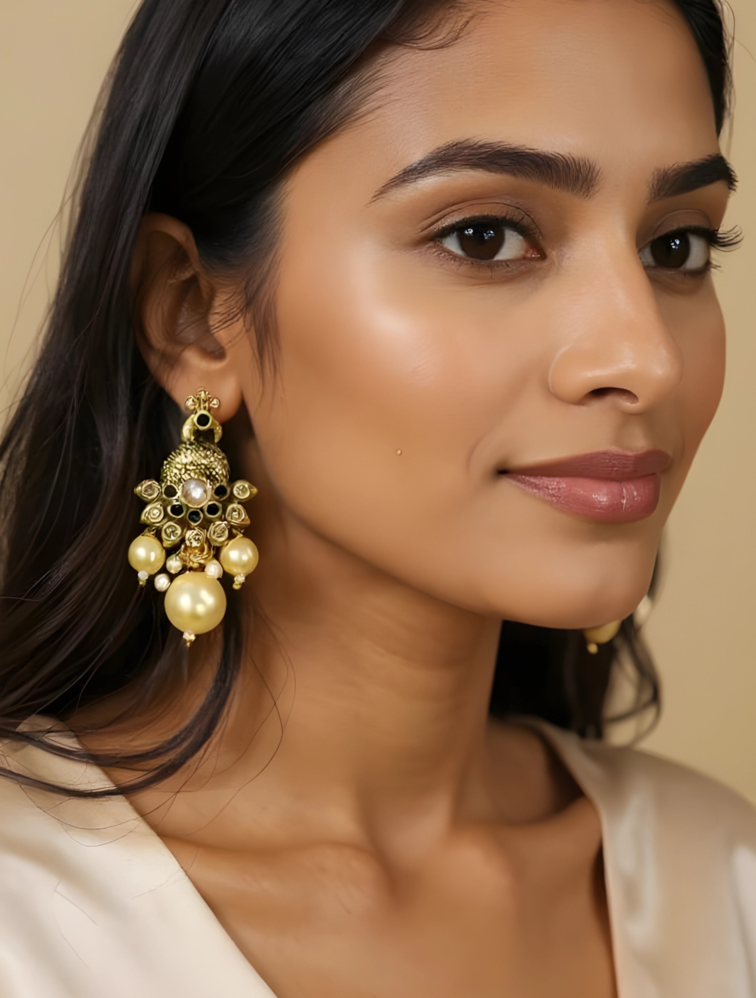 trueBrowns Gold Peacock Pearl Earrings
