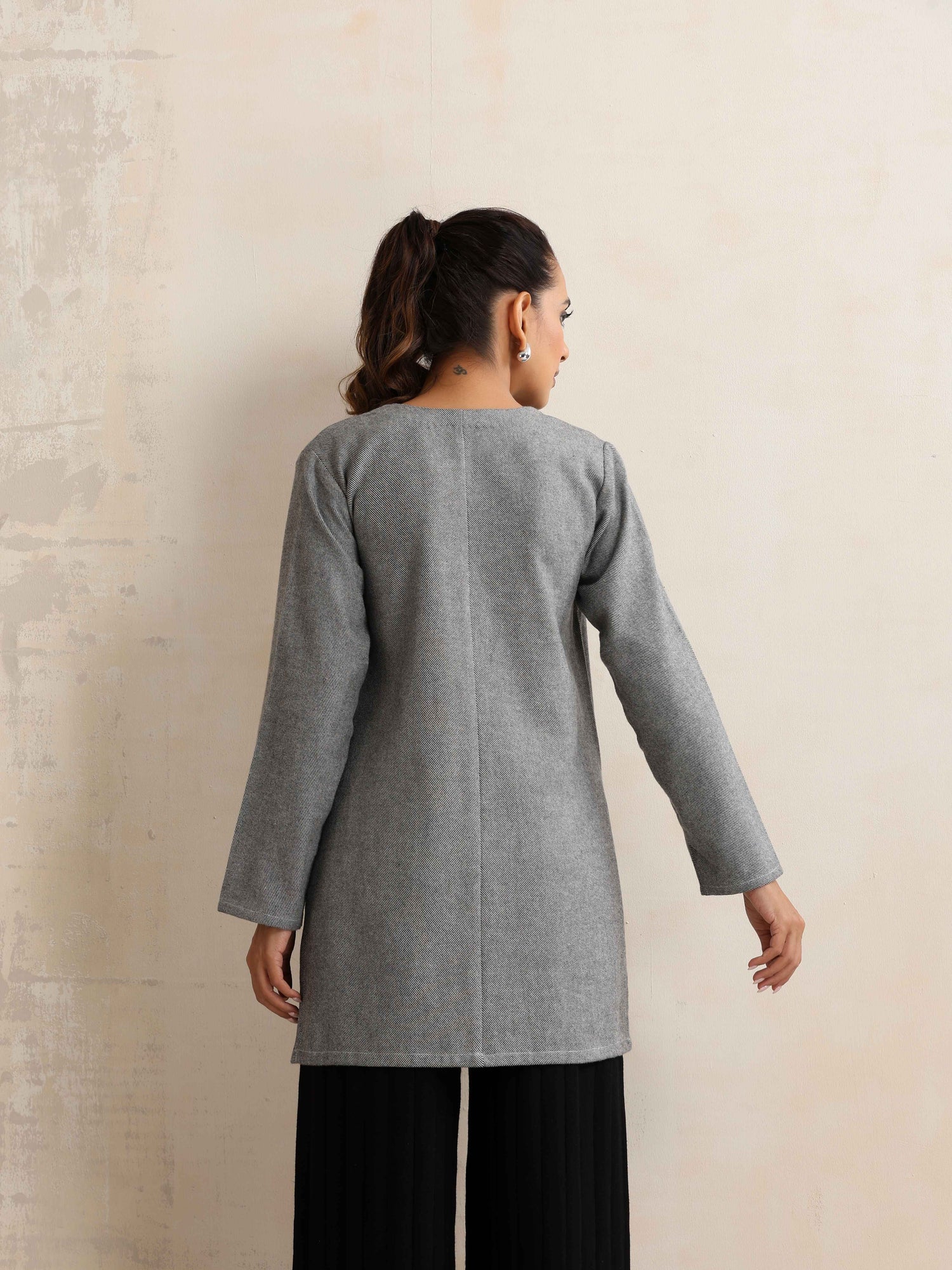 trueBrowns Grey Winter High Slit Top