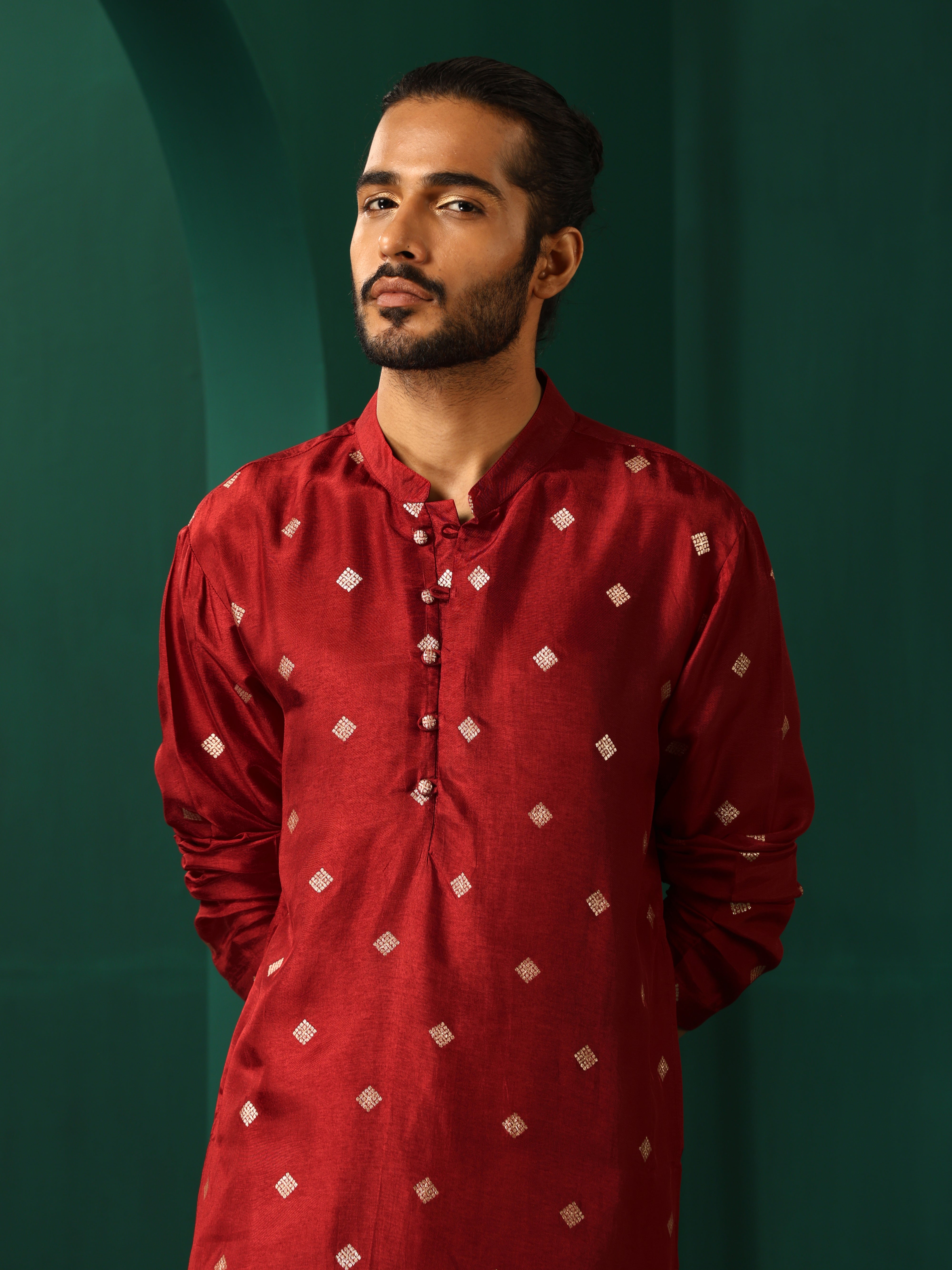 trueBrowns Men Maroon Diamond Viscose Silk Long Kurta