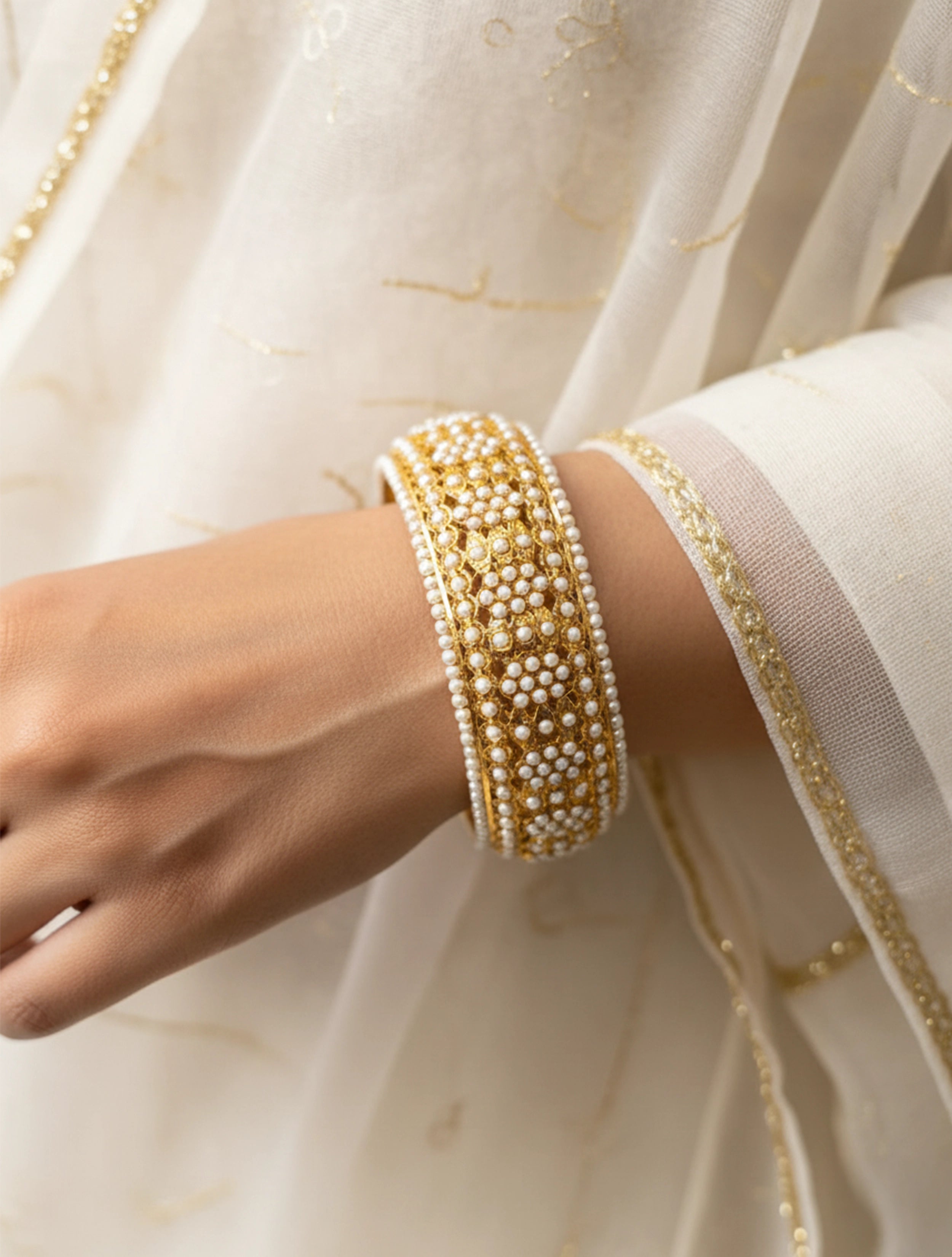 trueBrowns Golden Jaal Cuff
