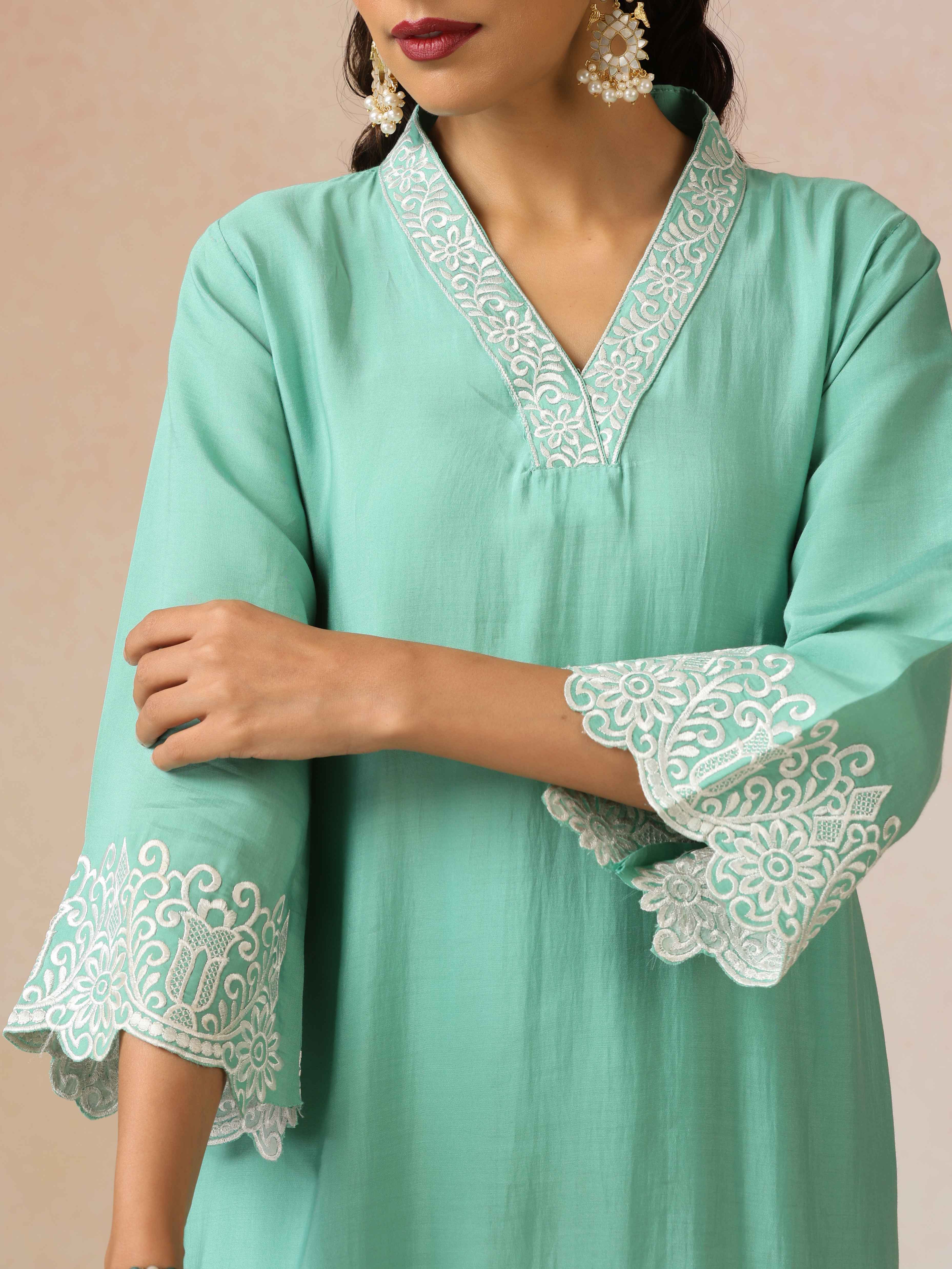 trueBrowns Mint Green Embroidered Straight Kurta Co-Ord Set