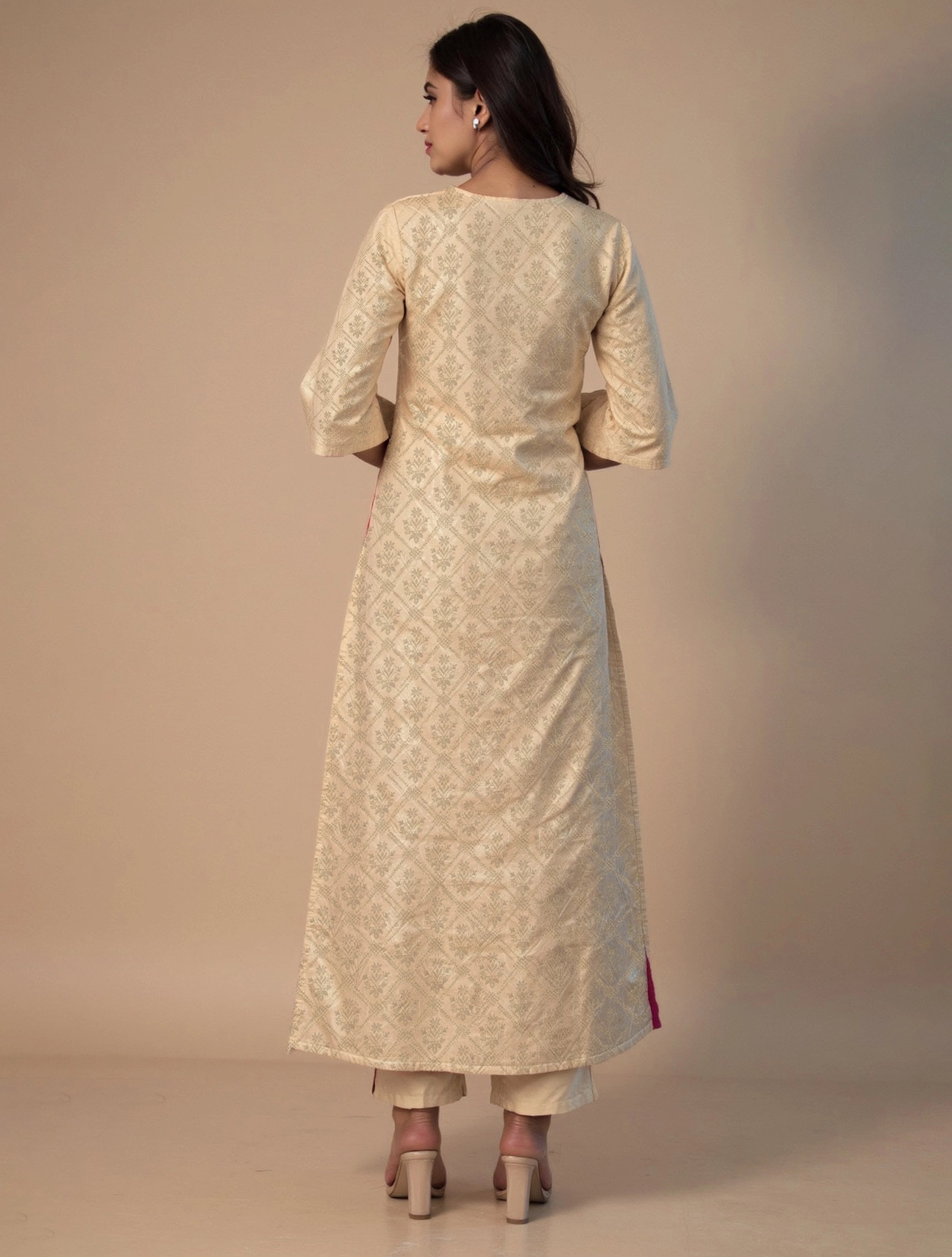 trueBrowns Ivory Brocade Straight High-Slit Kurta Set