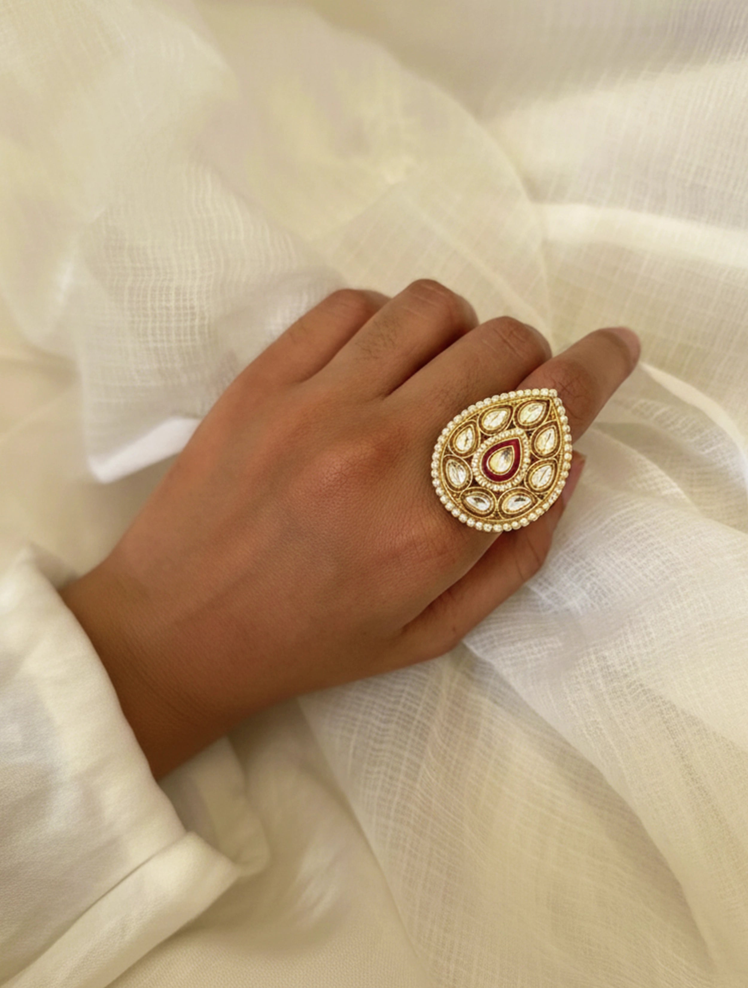 trueBrowns Kundan Ring