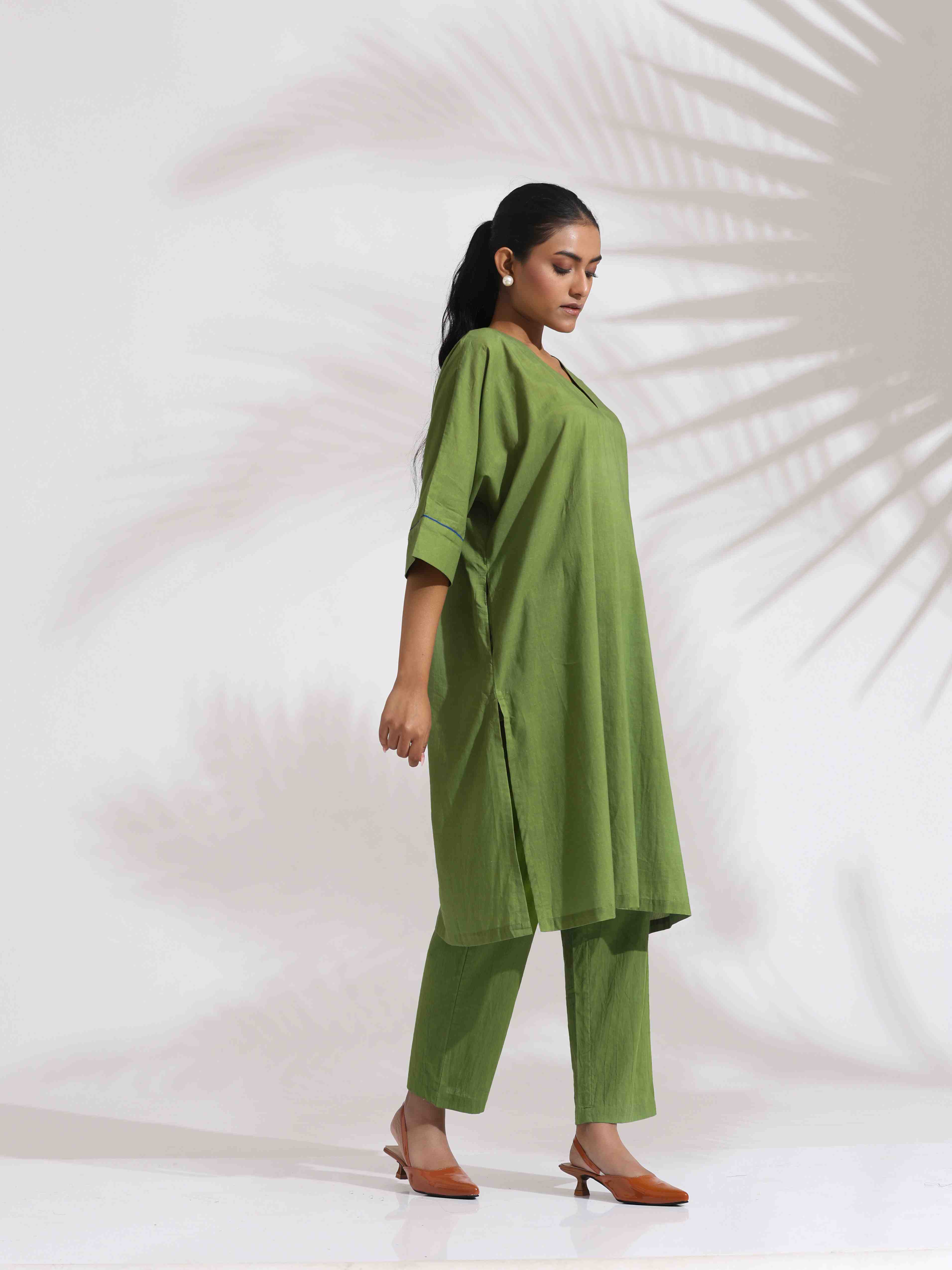trueBrowns Green Cotton Placement Print Kurta Co-ord Set