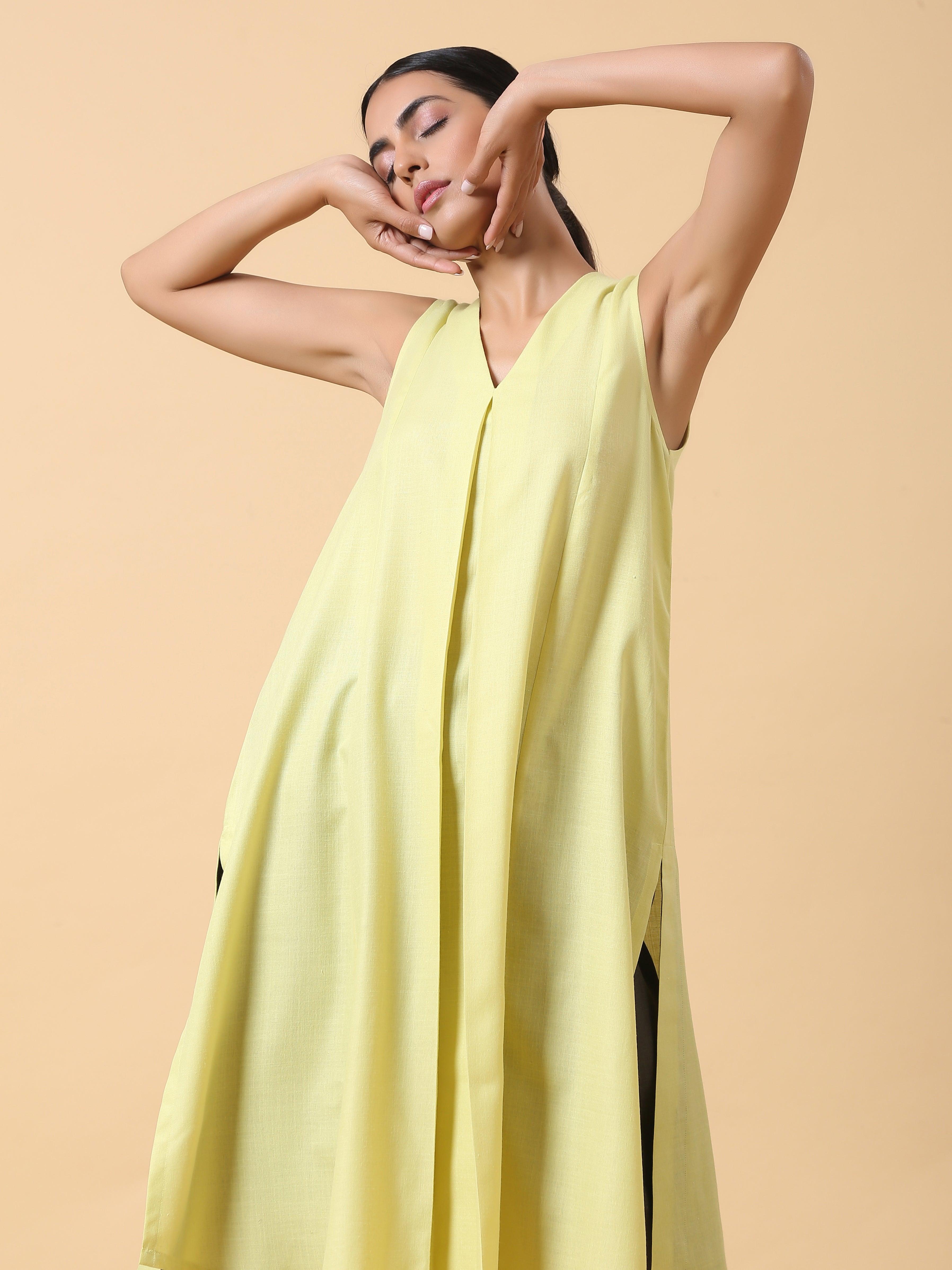 Cotton Linen Light Green Sleeveless Kurta Pant Set - trueBrowns