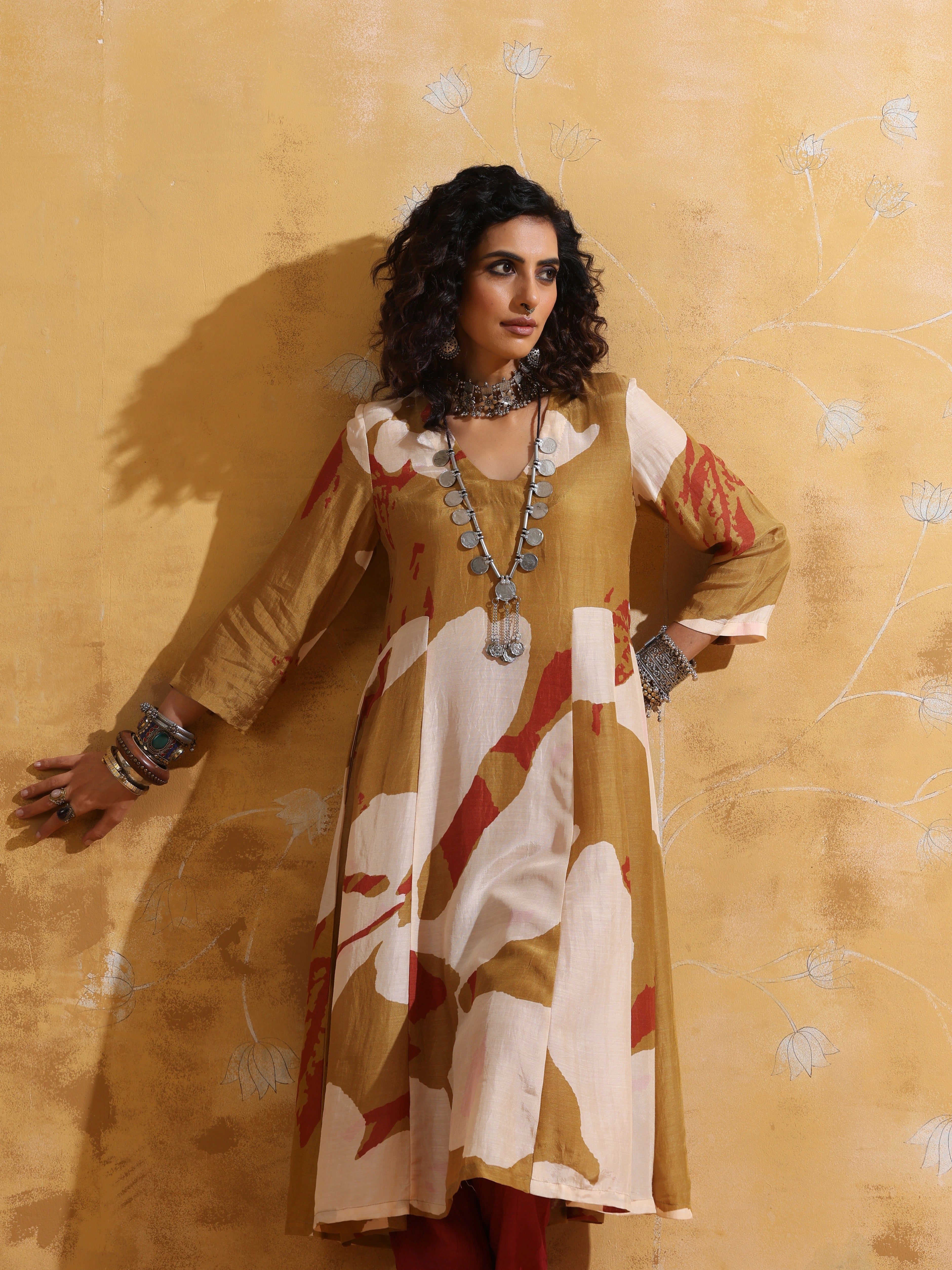 trueBrowns Mustard Rust Red Floral Print Muslin Silk Fit And Flared Kurta Set