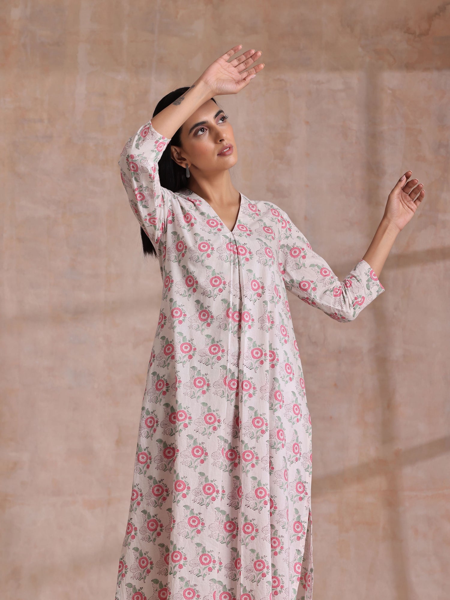 Pink Green Buta On White Block Print Cotton Slit Kurta Pant Set