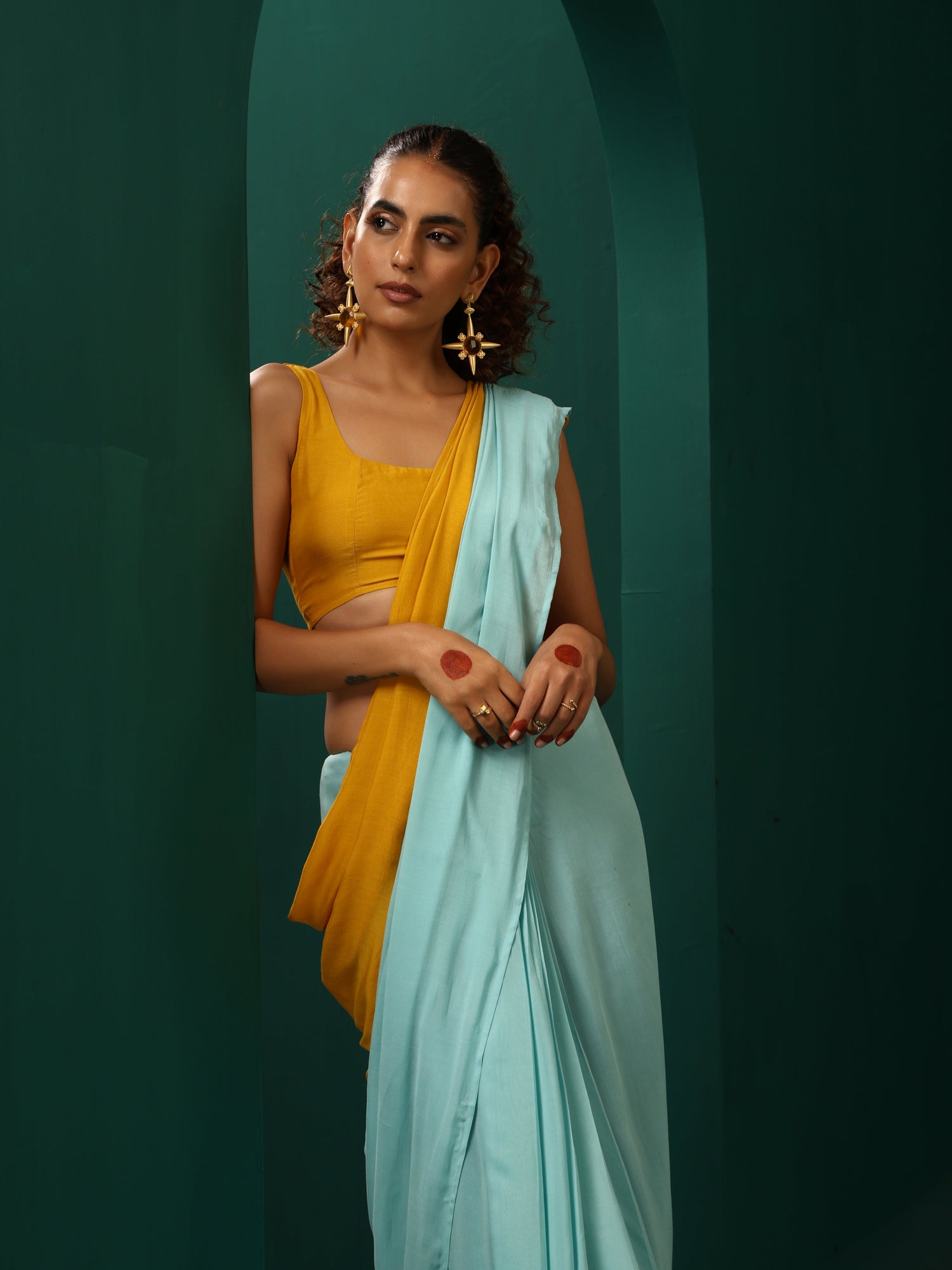 trueBrowns Blue Mustard Muslin Silk Ready To Wear Saree
