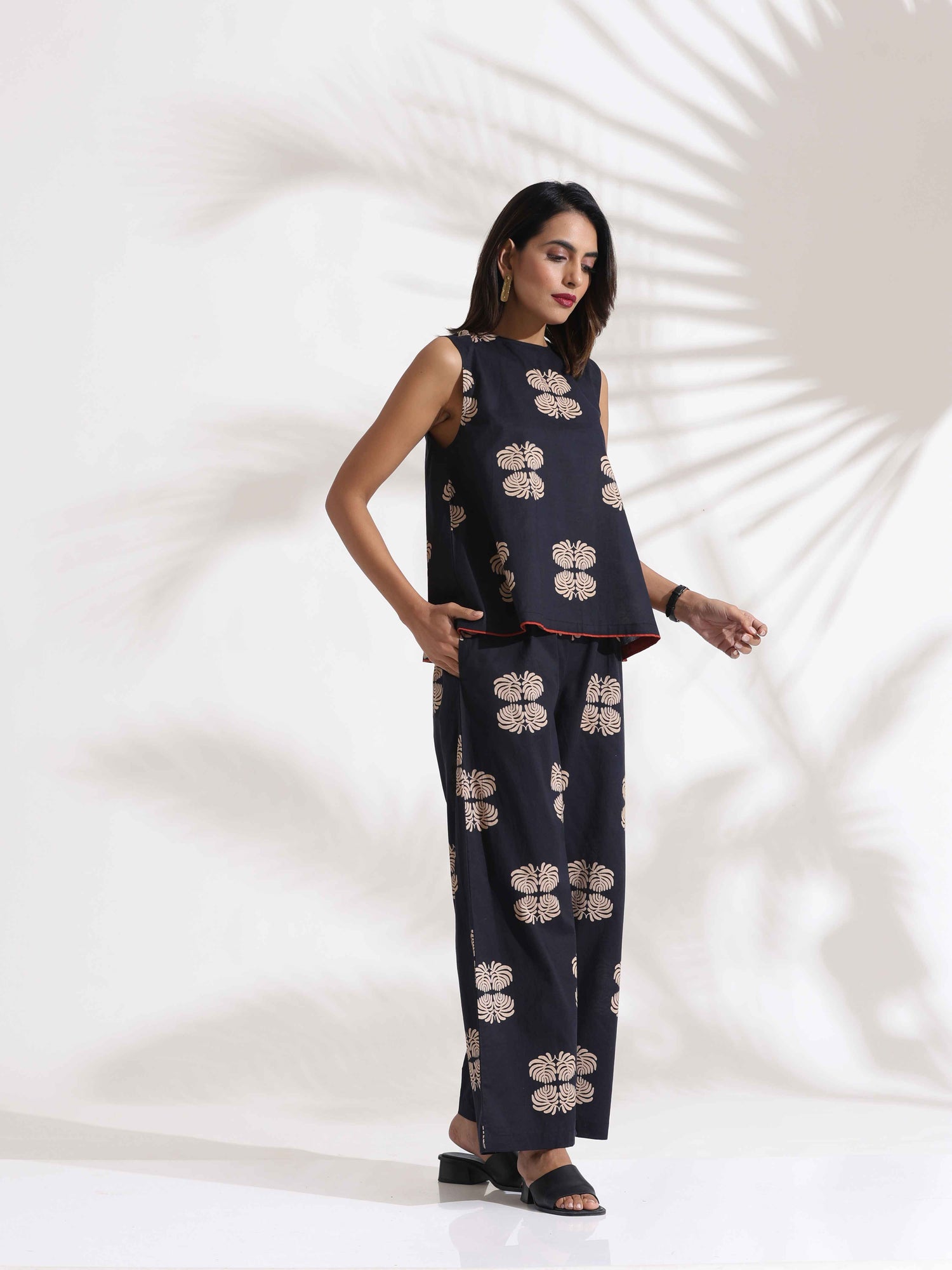 trueBrowns Black Cotton Print Top & Flared Pants Co-ord Set