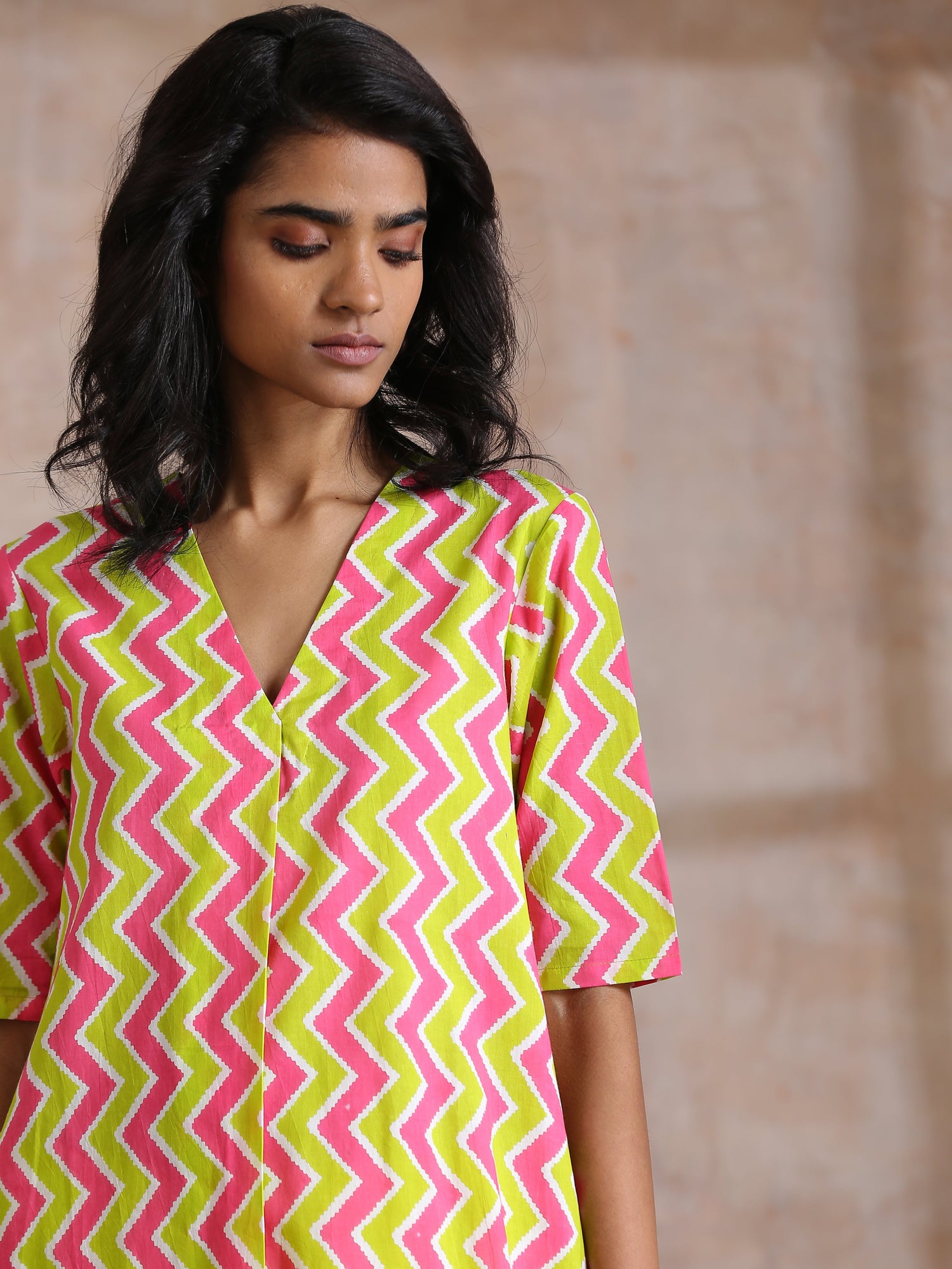 Lime Pink Zig-Zag Lines Print Cotton Kurta Pant Set