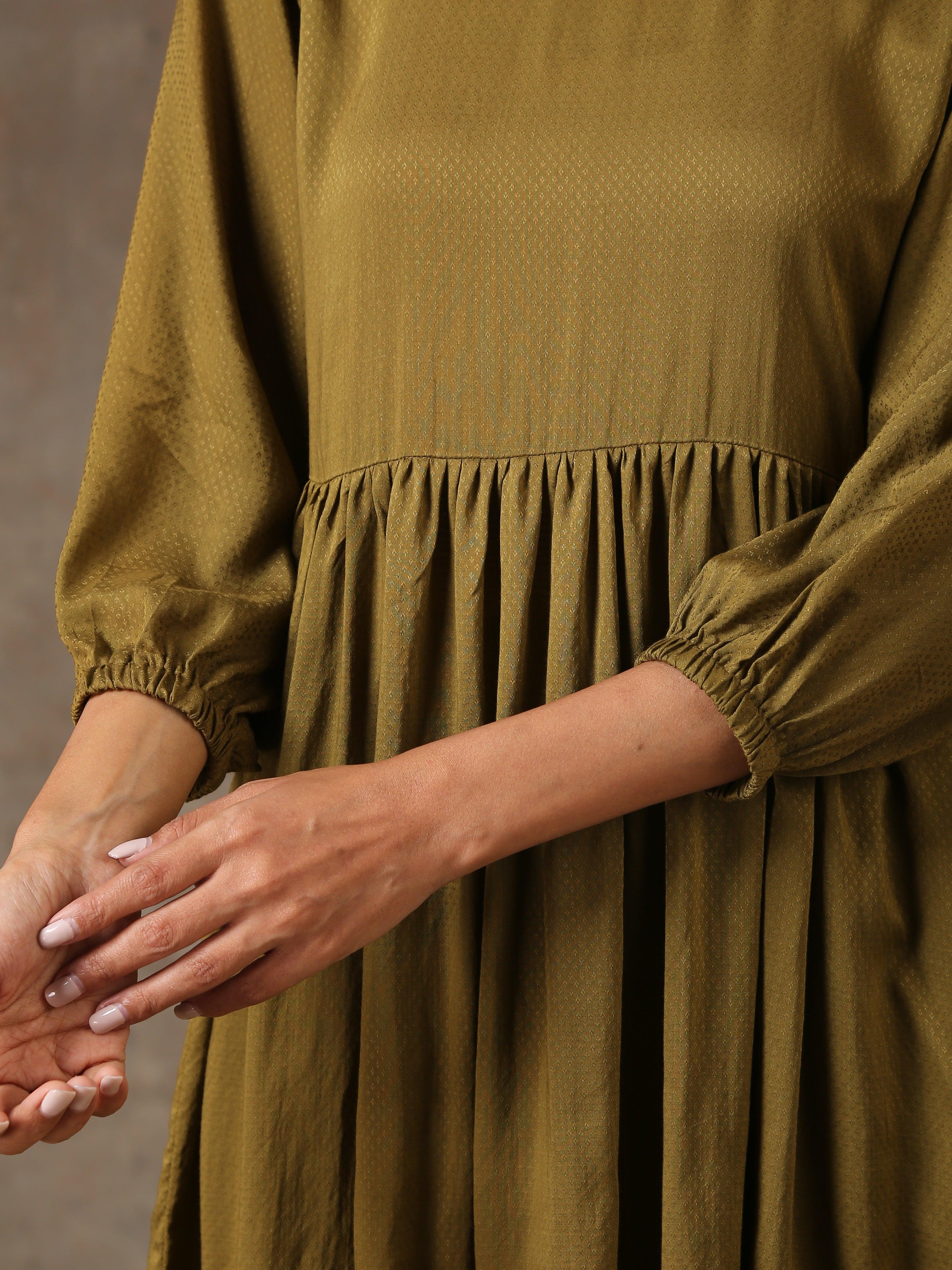 The Queen - Olive Green Solid Gathered Co-Ord Set - trueBrowns