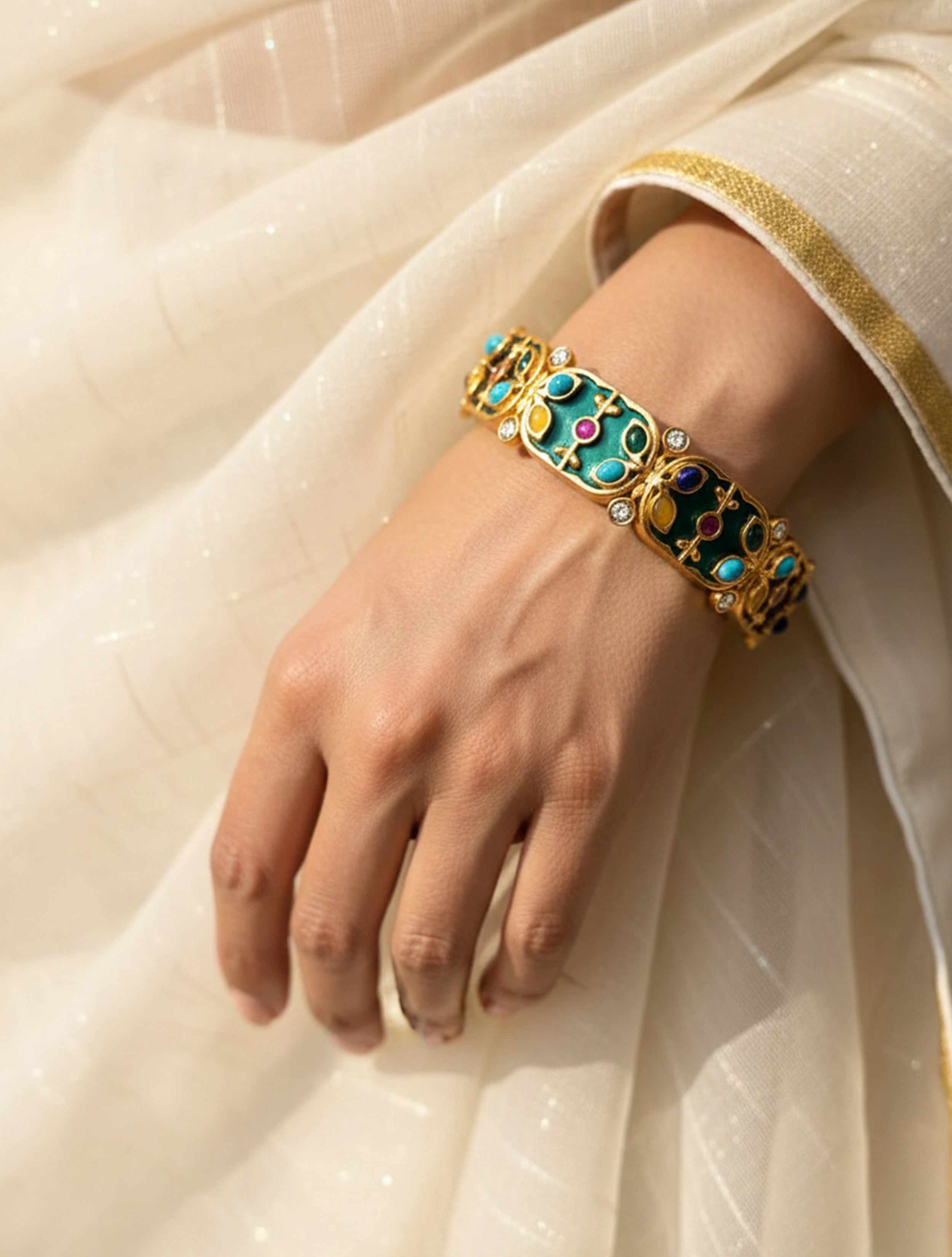 trueBrowns Green Square Cuff