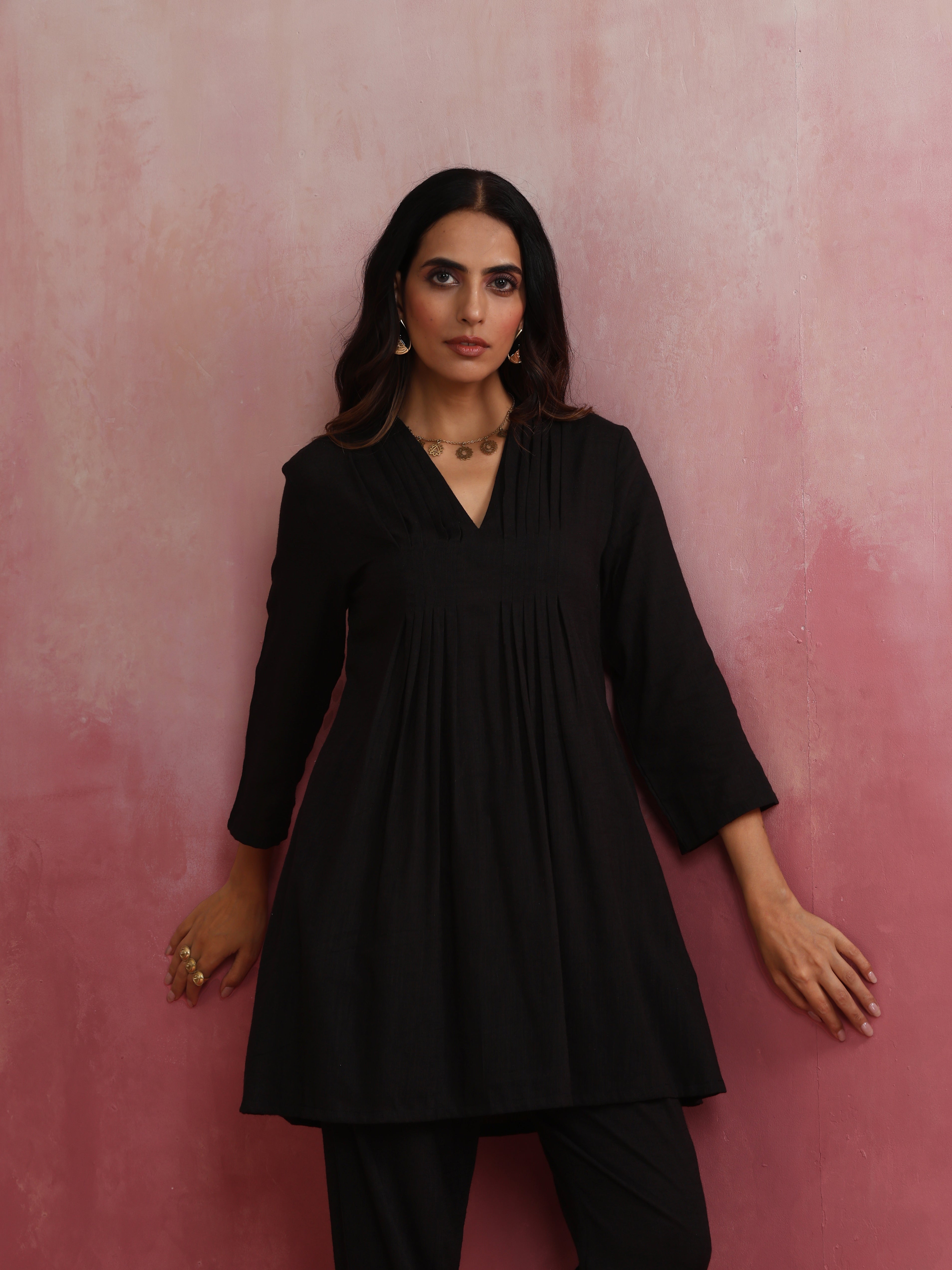 trueBrowns Black Viscose Slub Pleated Kurta Co-ord Set