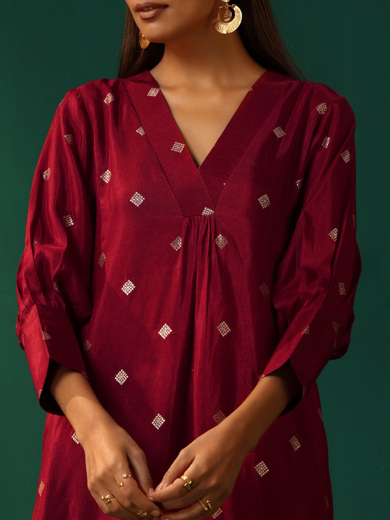trueBrowns Maroon Diamond Viscose Silk Kurta Pant Set