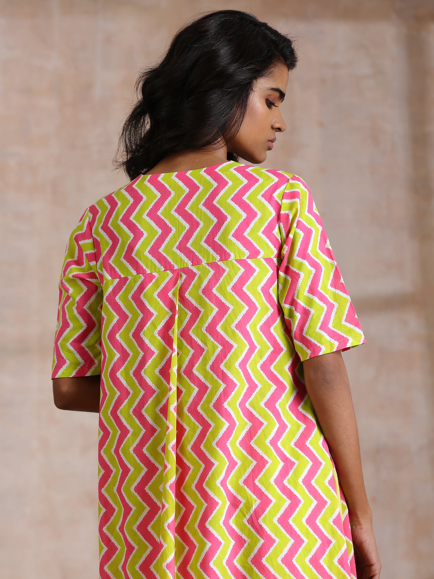 Lime Pink Zig-Zag Lines Print Cotton Kurta Pant Set