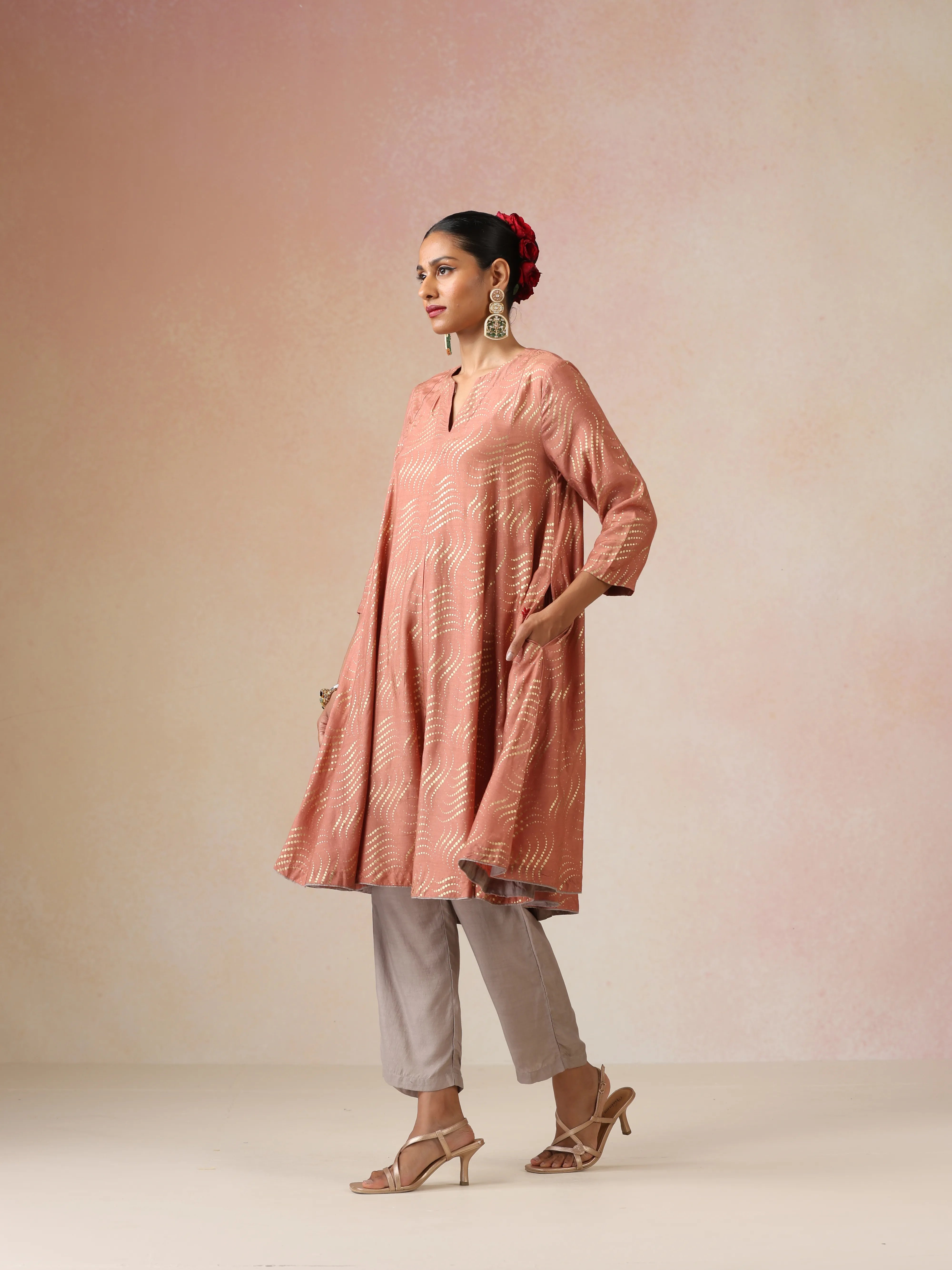trueBrowns Peach Gold Foil Print Muslin Silk Flared Kurta Co-ord Set