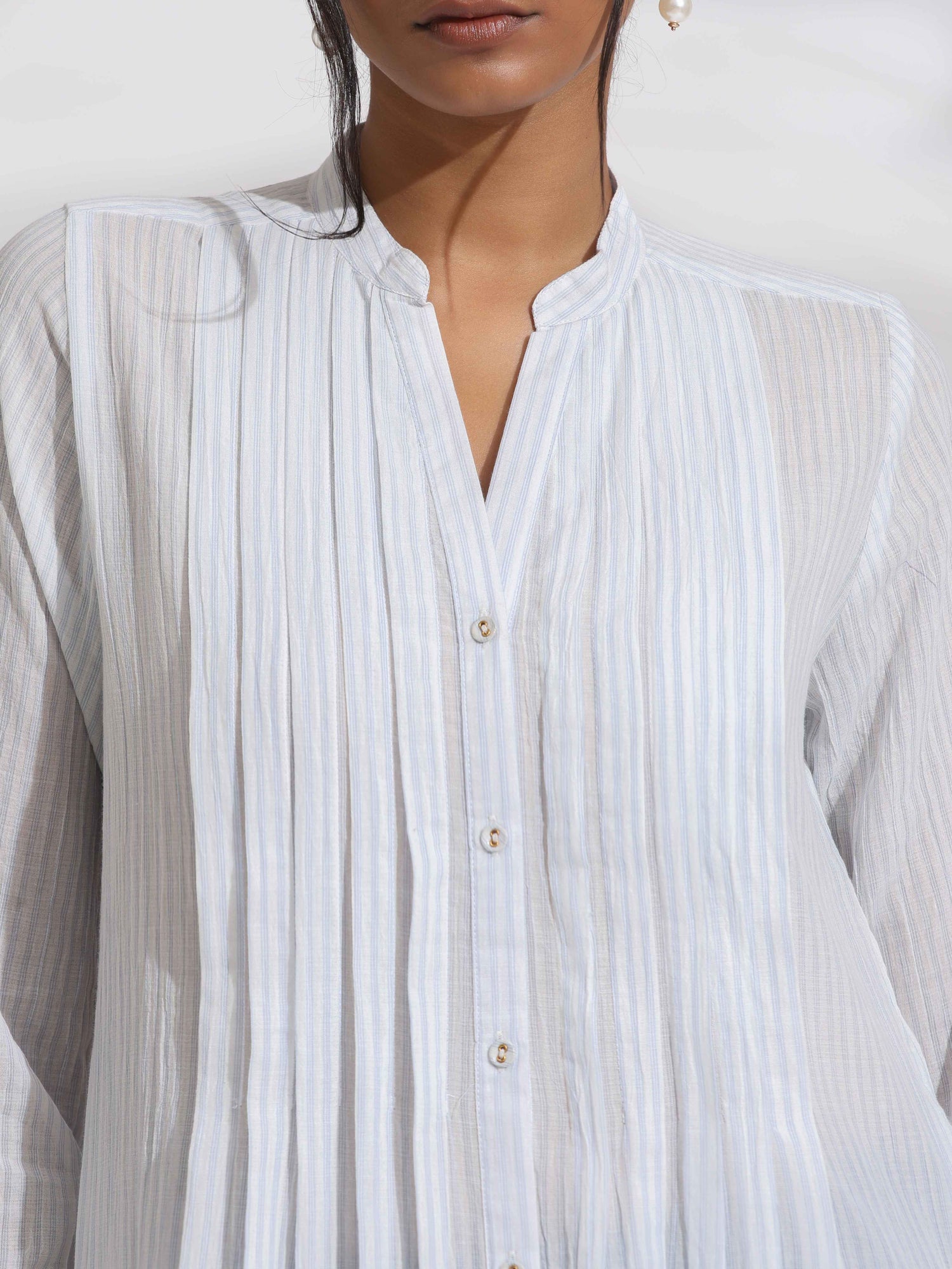 trueBrowns White Cotton Stripe Pleated Shirt Kurta Set