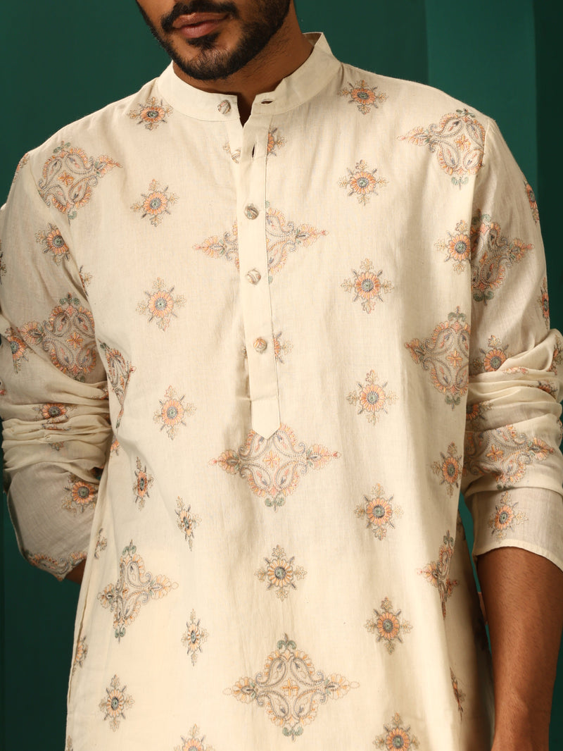 trueBrowns Men Ivory Peach Embroidered Kurta