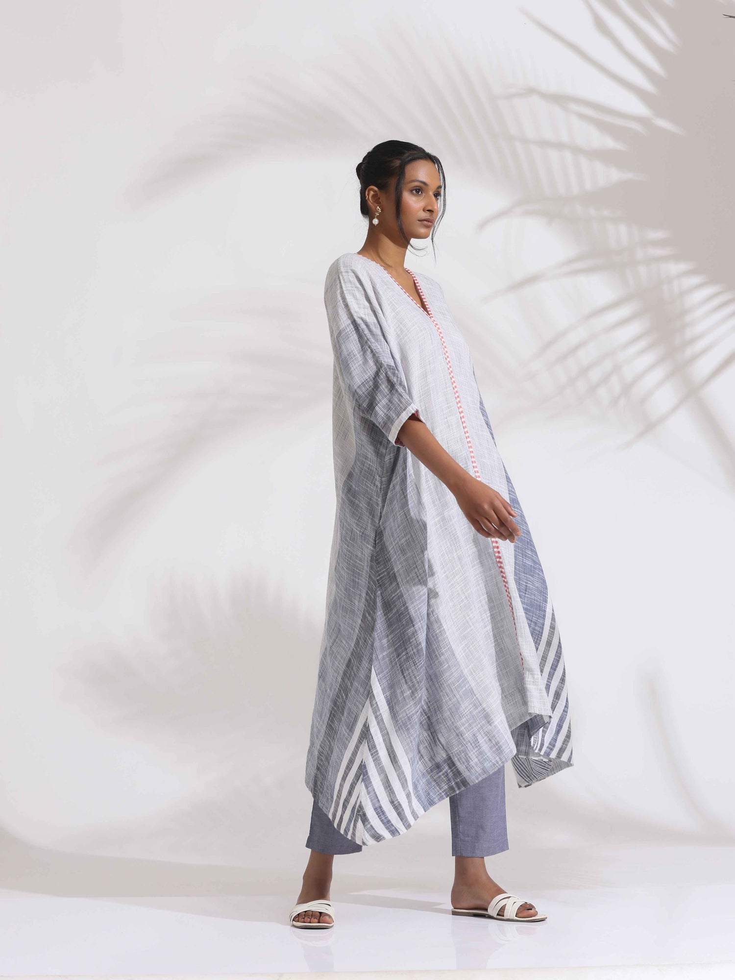 trueBrowns Off-White Cotton Multi Stripe Flared Kurta Set