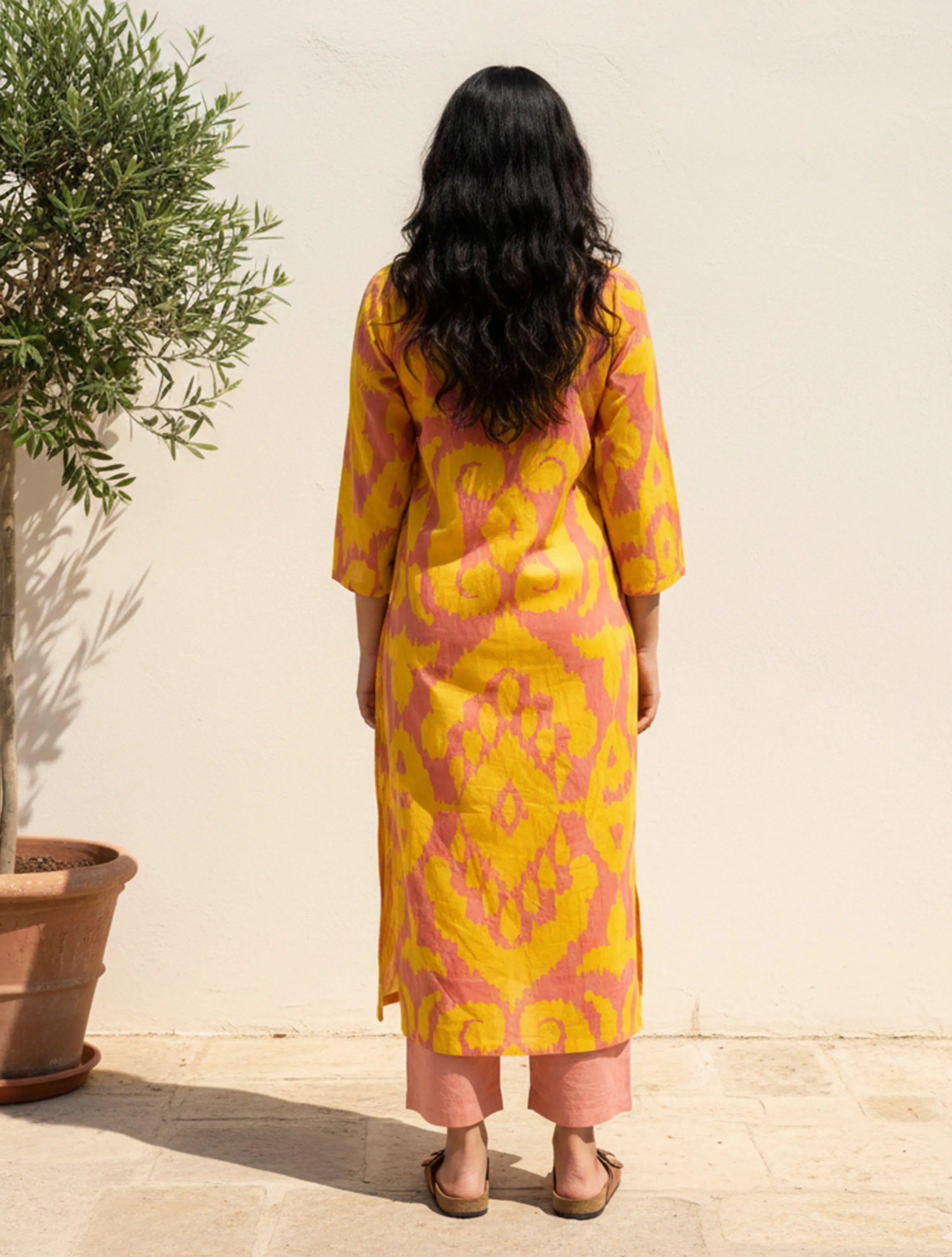 trueBrowns Yellow Peach Ikat Print Cotton Straight Kurta Set