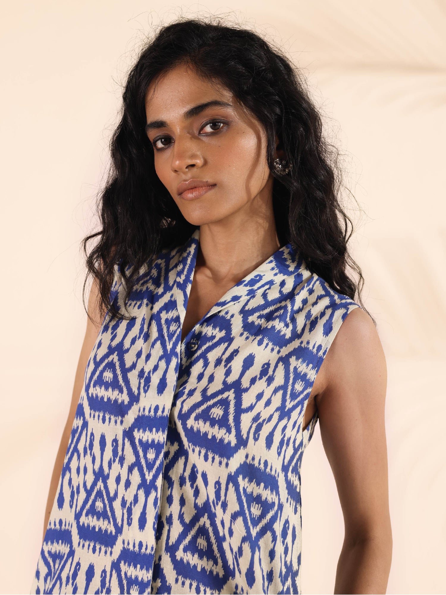 trueBrowns Blue Cotton Ikat Sleeveless Co-ord Set