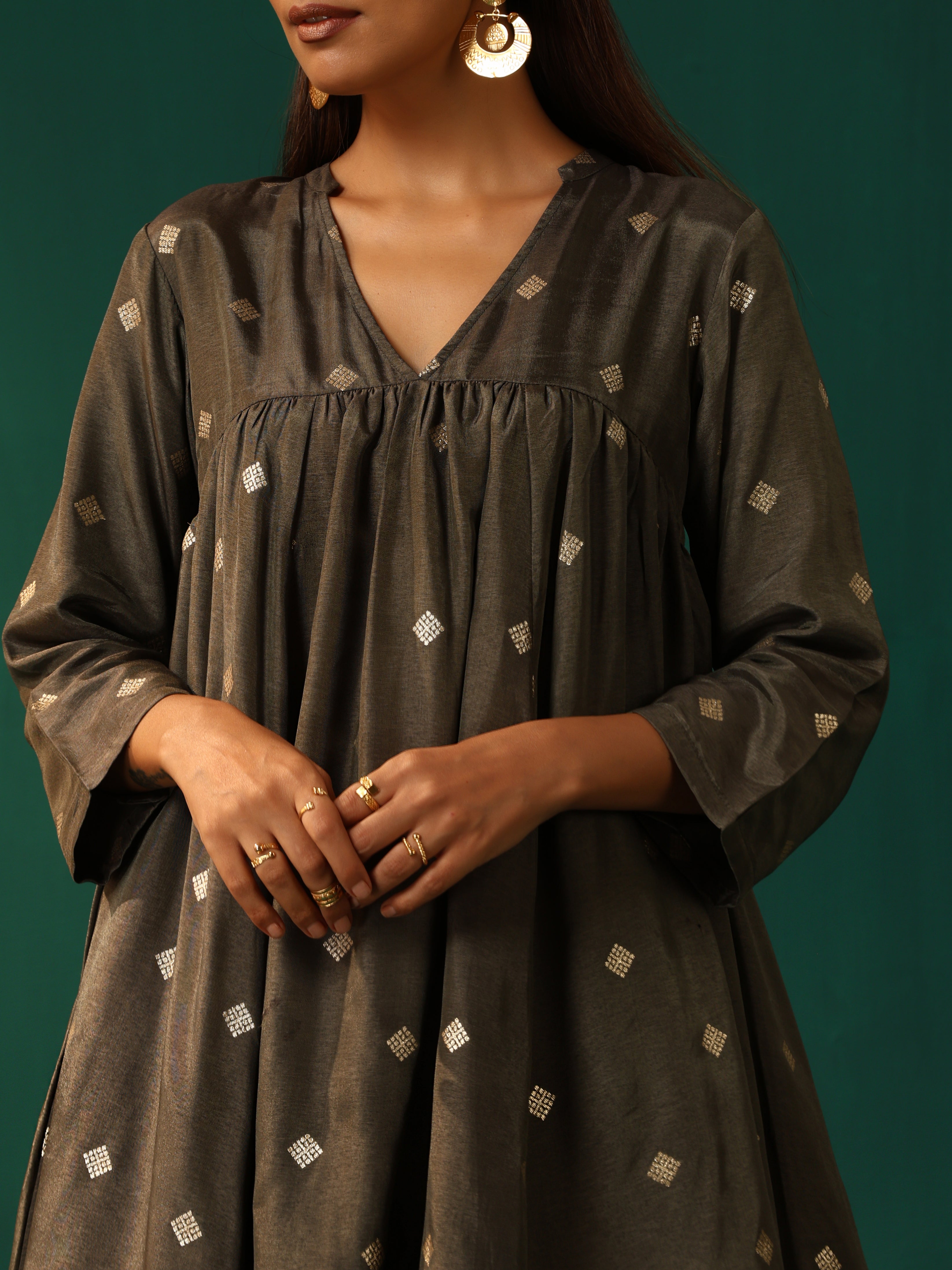 trueBrowns Grey Diamond Viscose Silk Co-ord Set