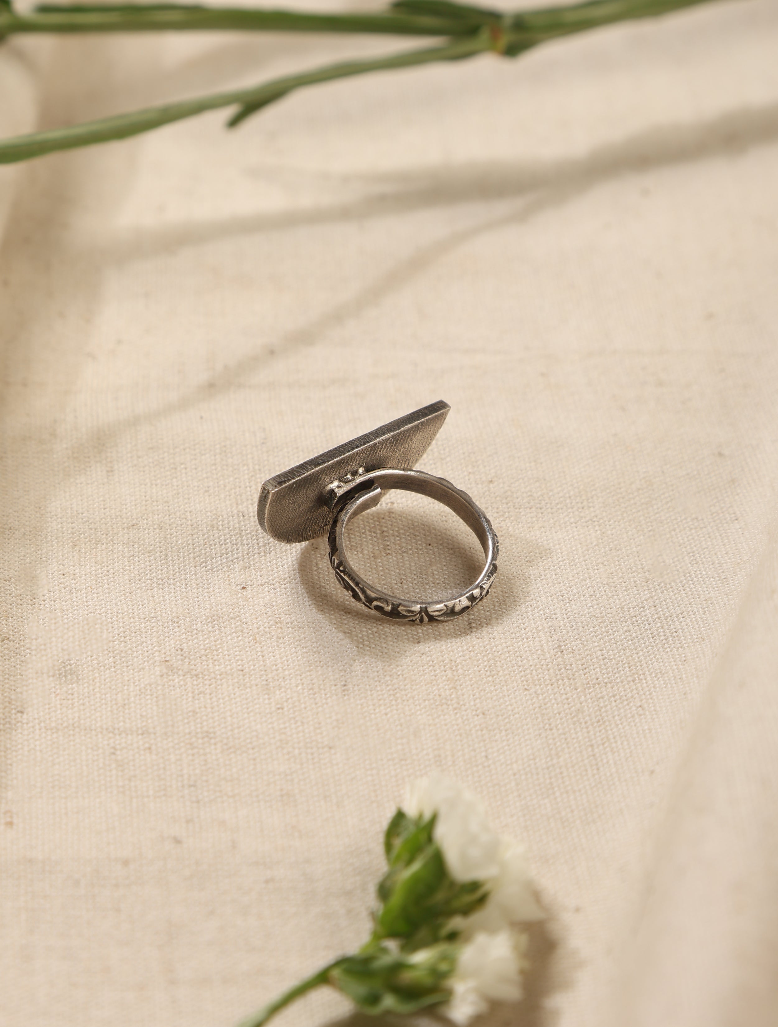 trueBrowns Silver Half Circular Ring