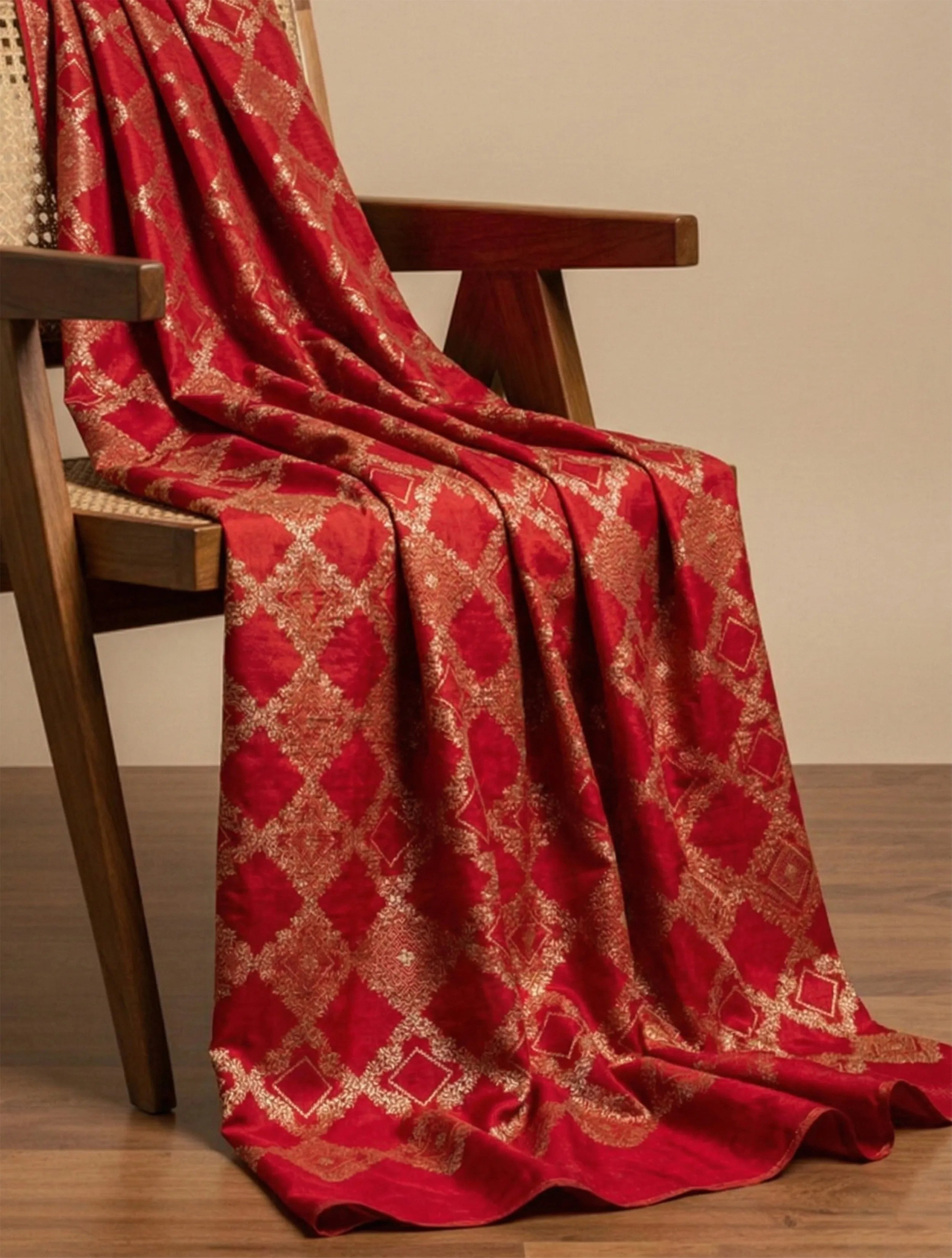 trueBrowns Red Diamond Brocade Dupatta