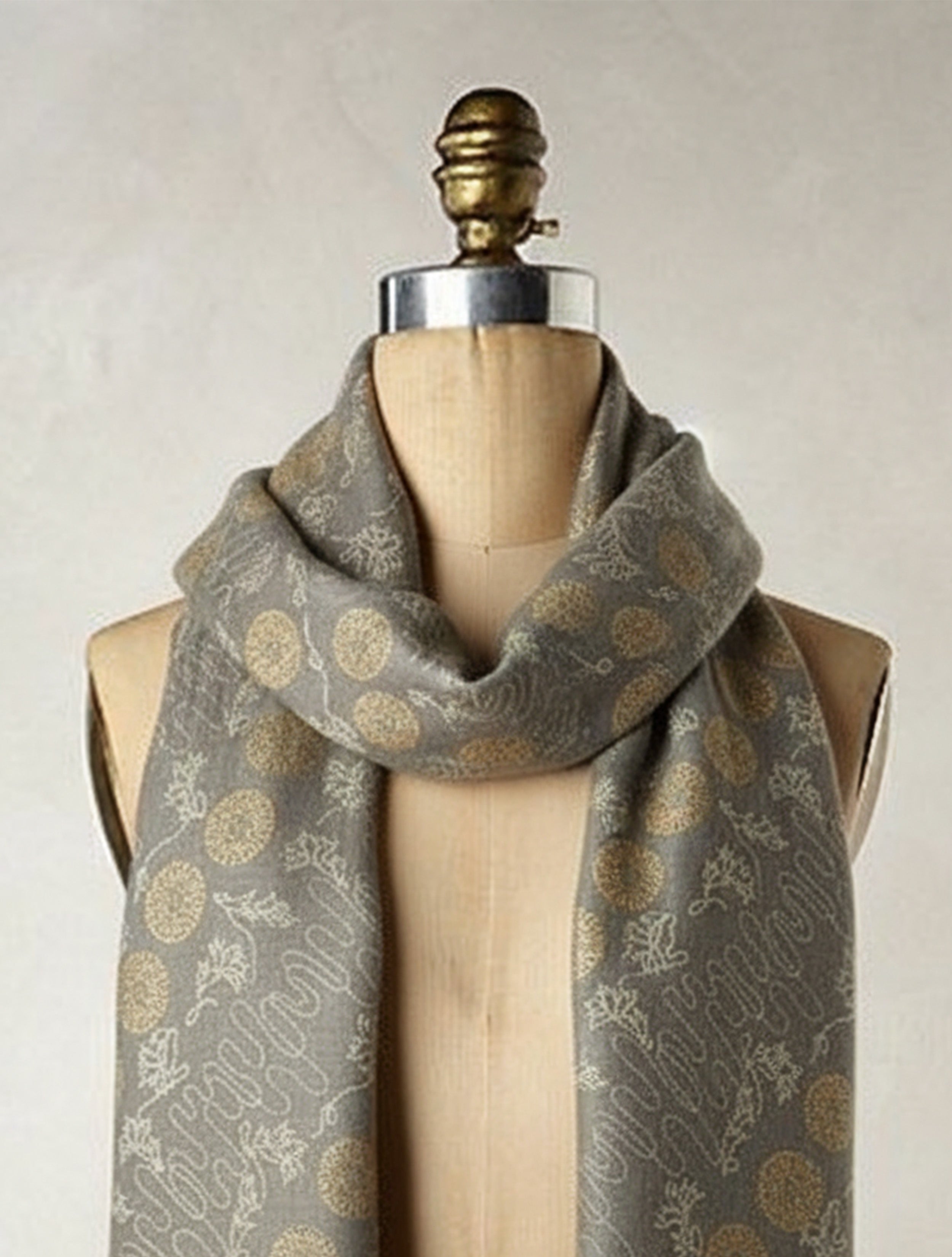 trueBrowns Sage Flora Woollen Stole