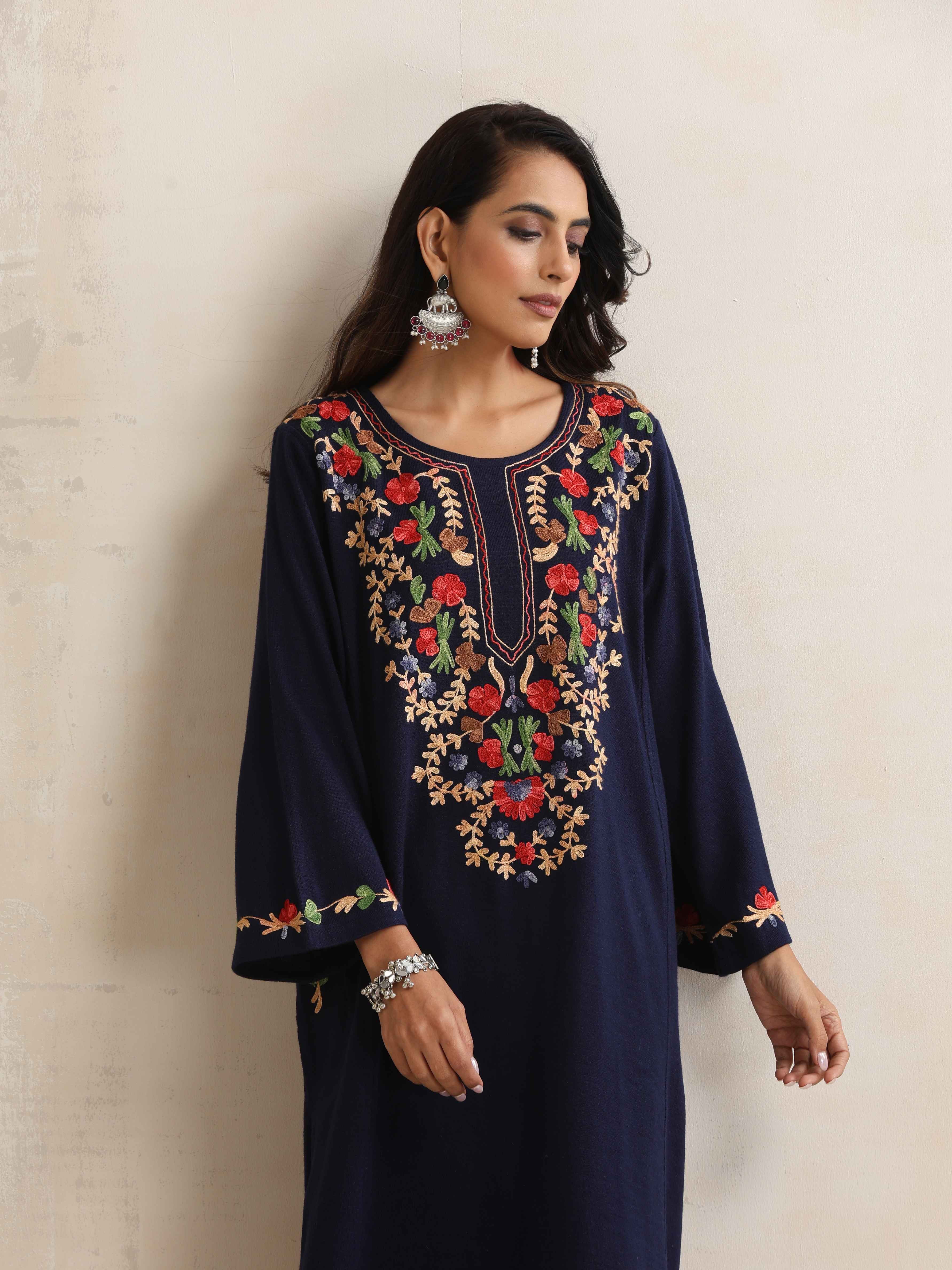 trueBrowns Blue Kashmiri Embroidered Woollen Phiran Kurta