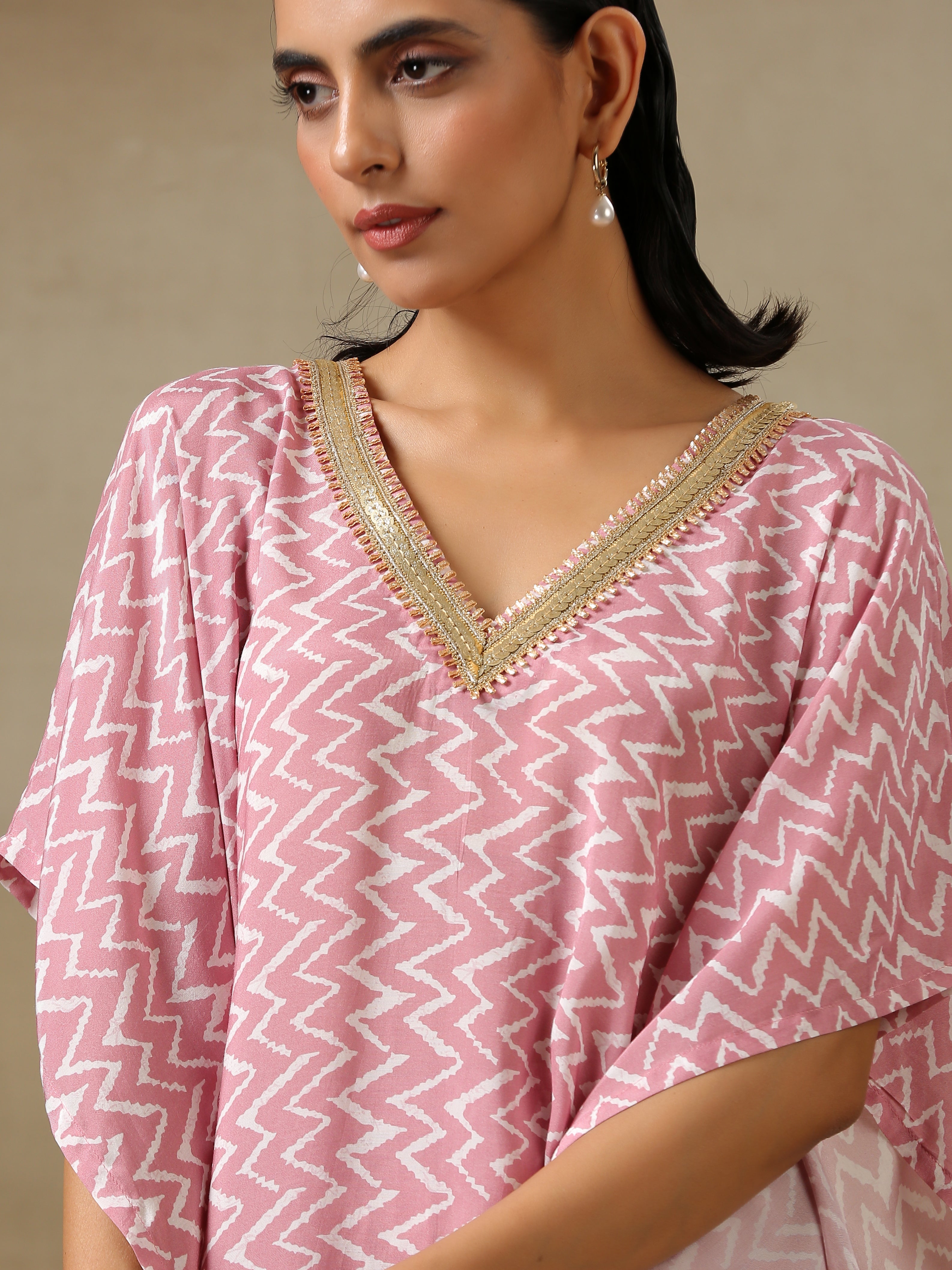 Light Mauve Bandhani Printed Silk Kaftan Kurta Pant Set