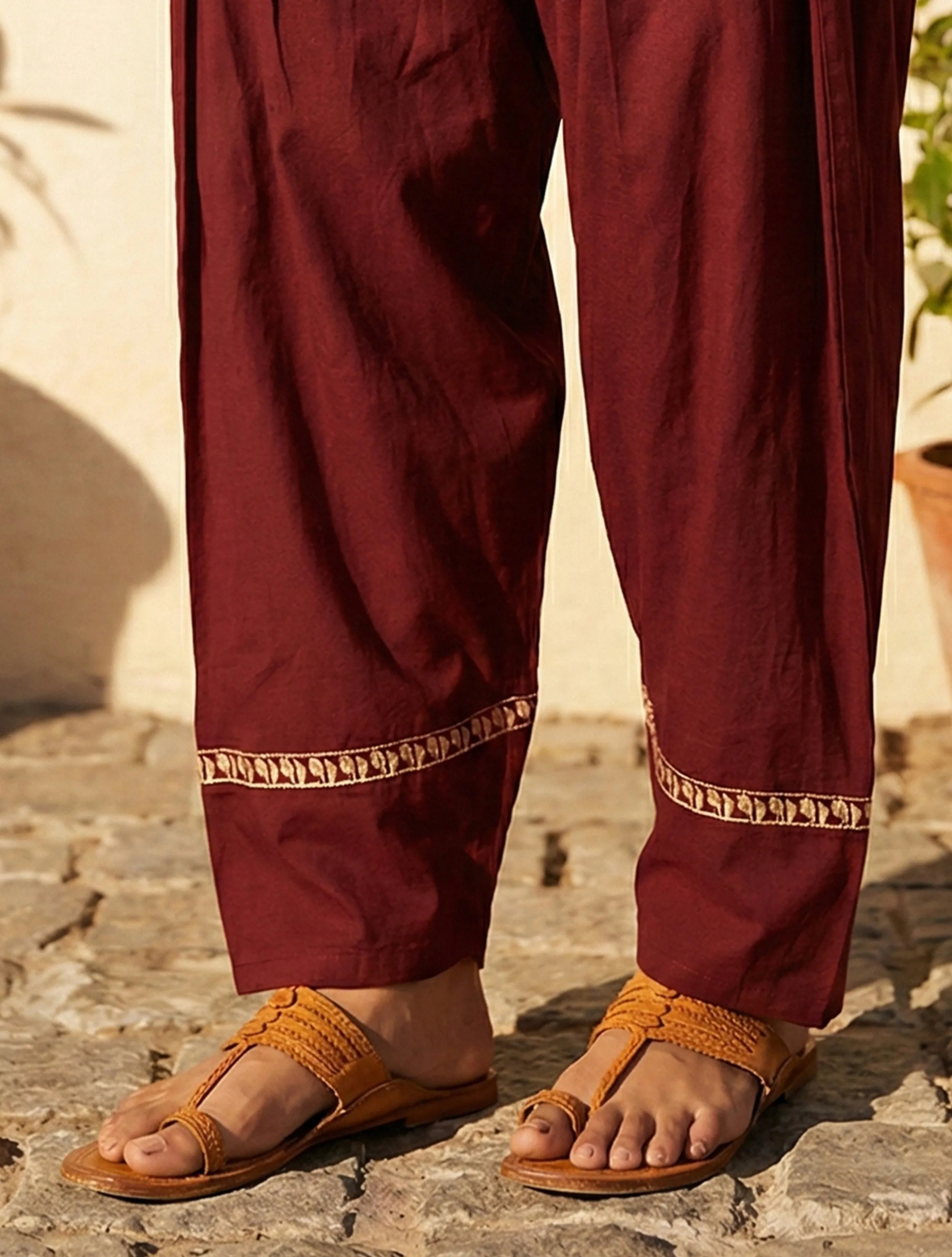 trueBrowns Maroon Embroidered Kurta Farsi Pant Dupatta Set