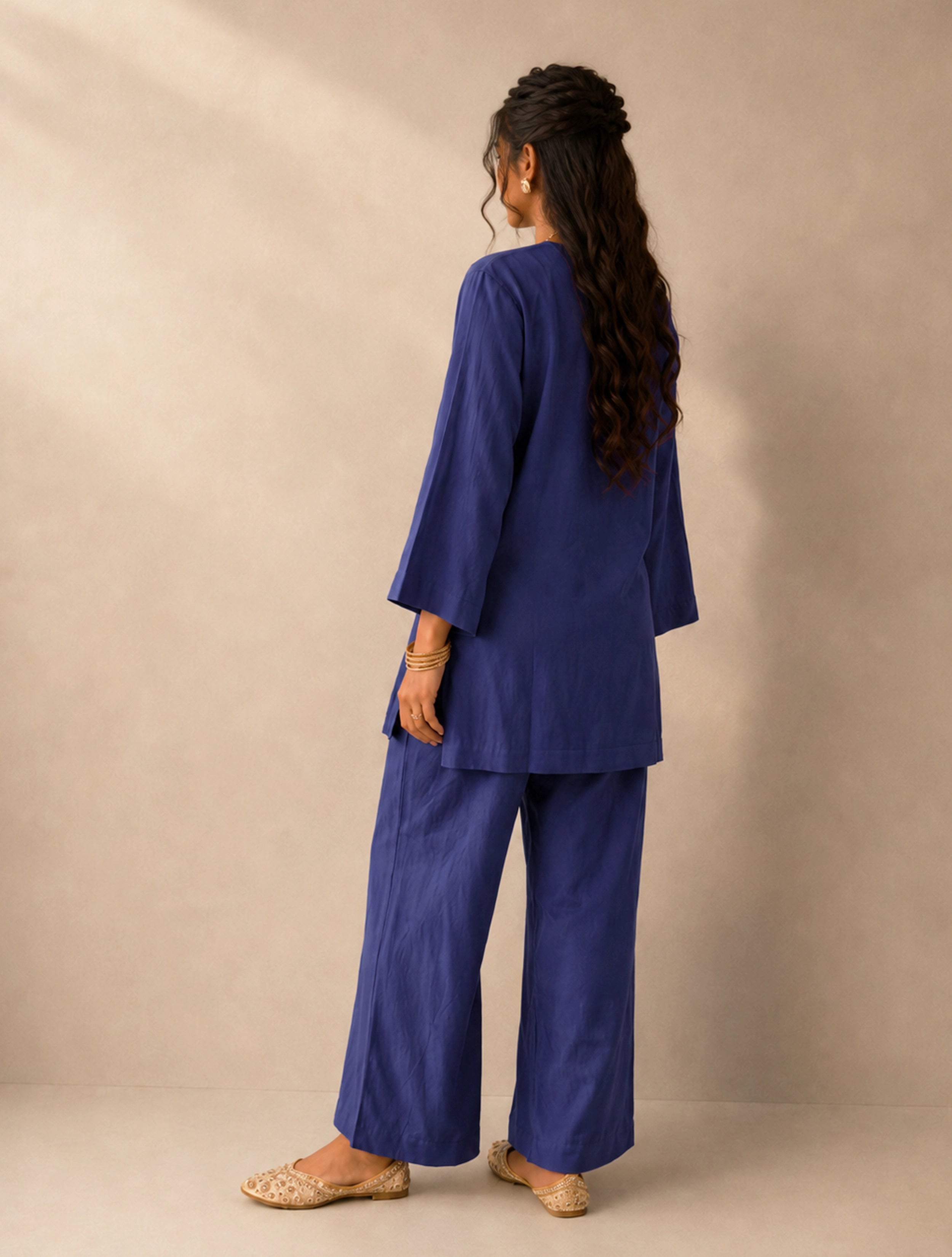 trueBrowns Blue Solid Viscose Co-Ord Set