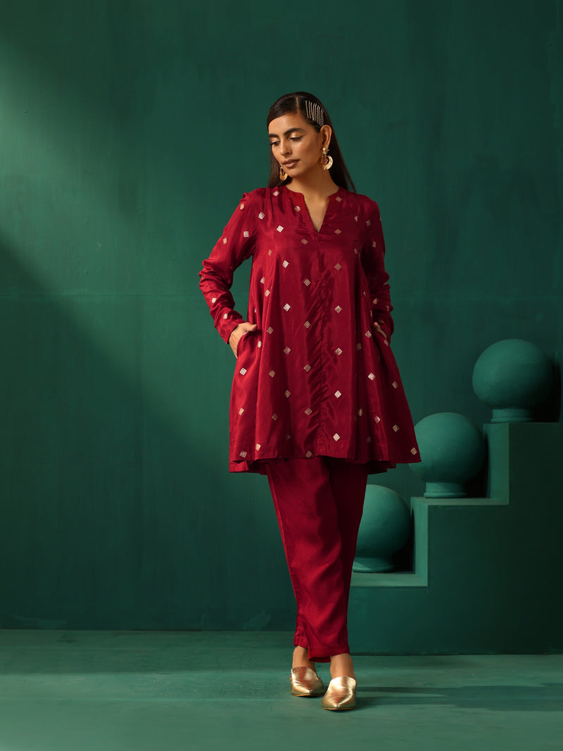 trueBrowns Maroon Diamond Viscose Silk Co-ord Set
