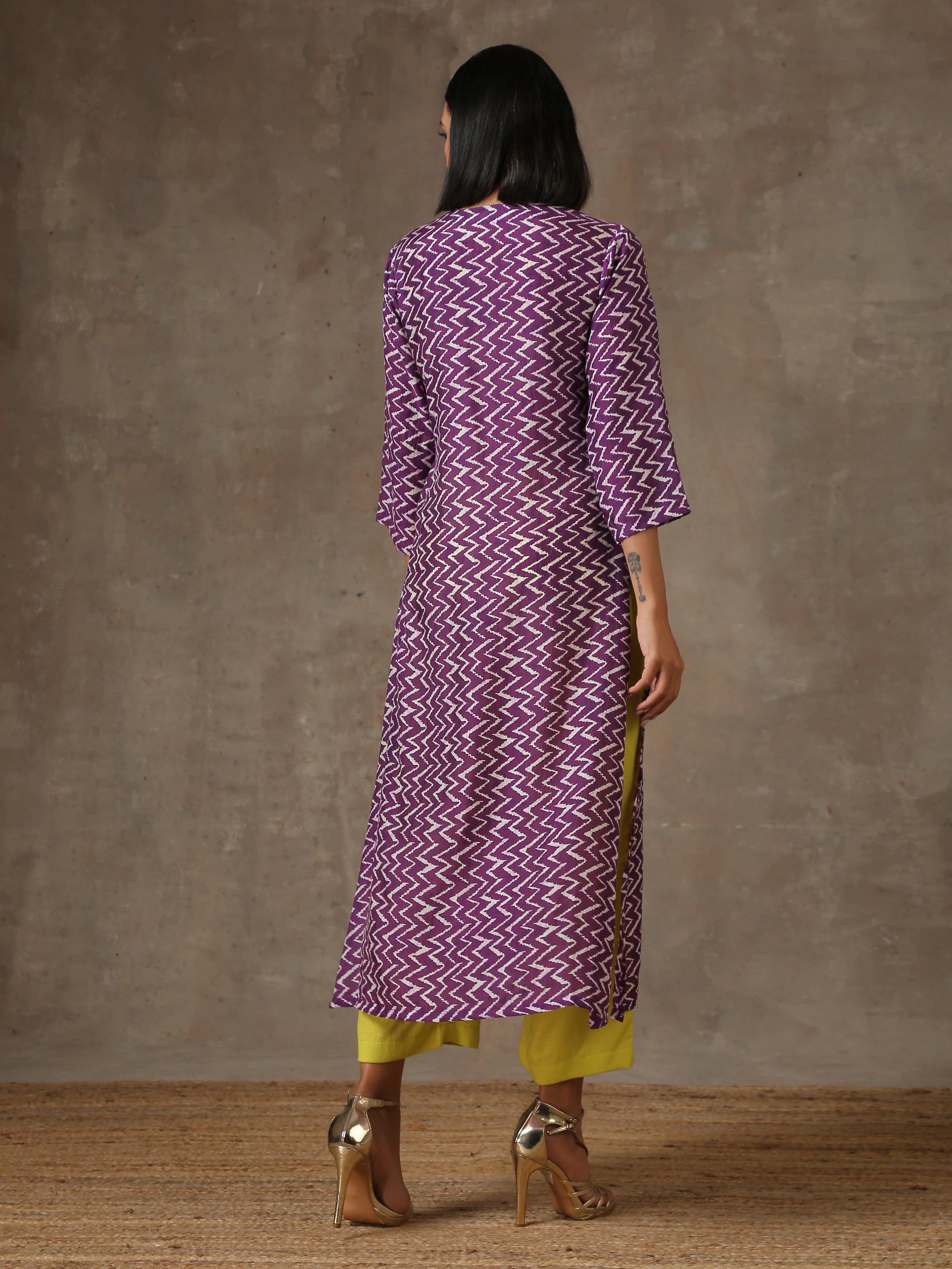 Purple White Lehariya Printed Silk kurta Pant Set