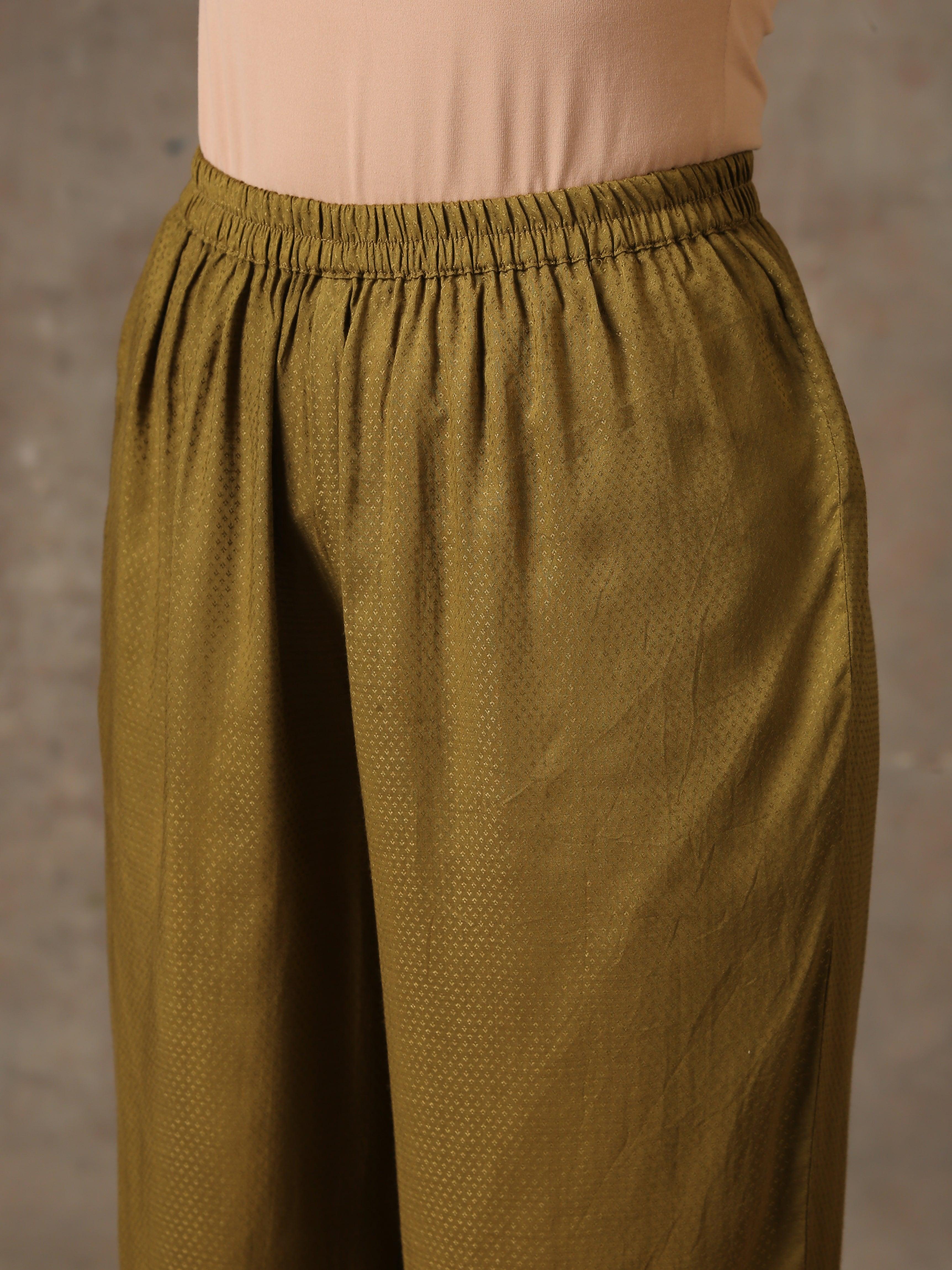 The Queen - Olive Green Solid Gathered Co-Ord Set - trueBrowns