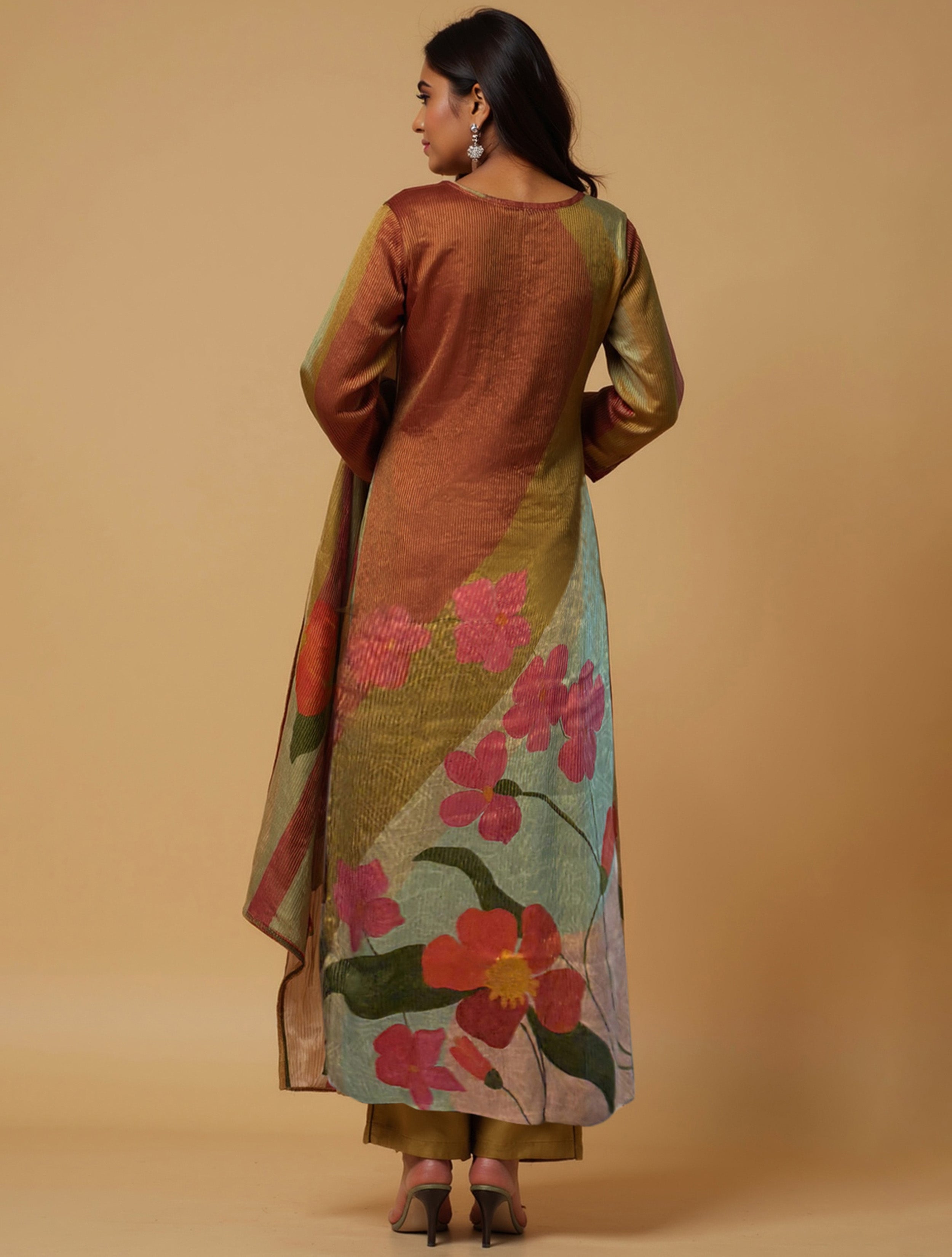 trueBrowns Green Embroidered Tissue Straight Kurta 3pc Set