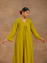 trueBrowns Lime Velvet Yoke Embroidered Kurta