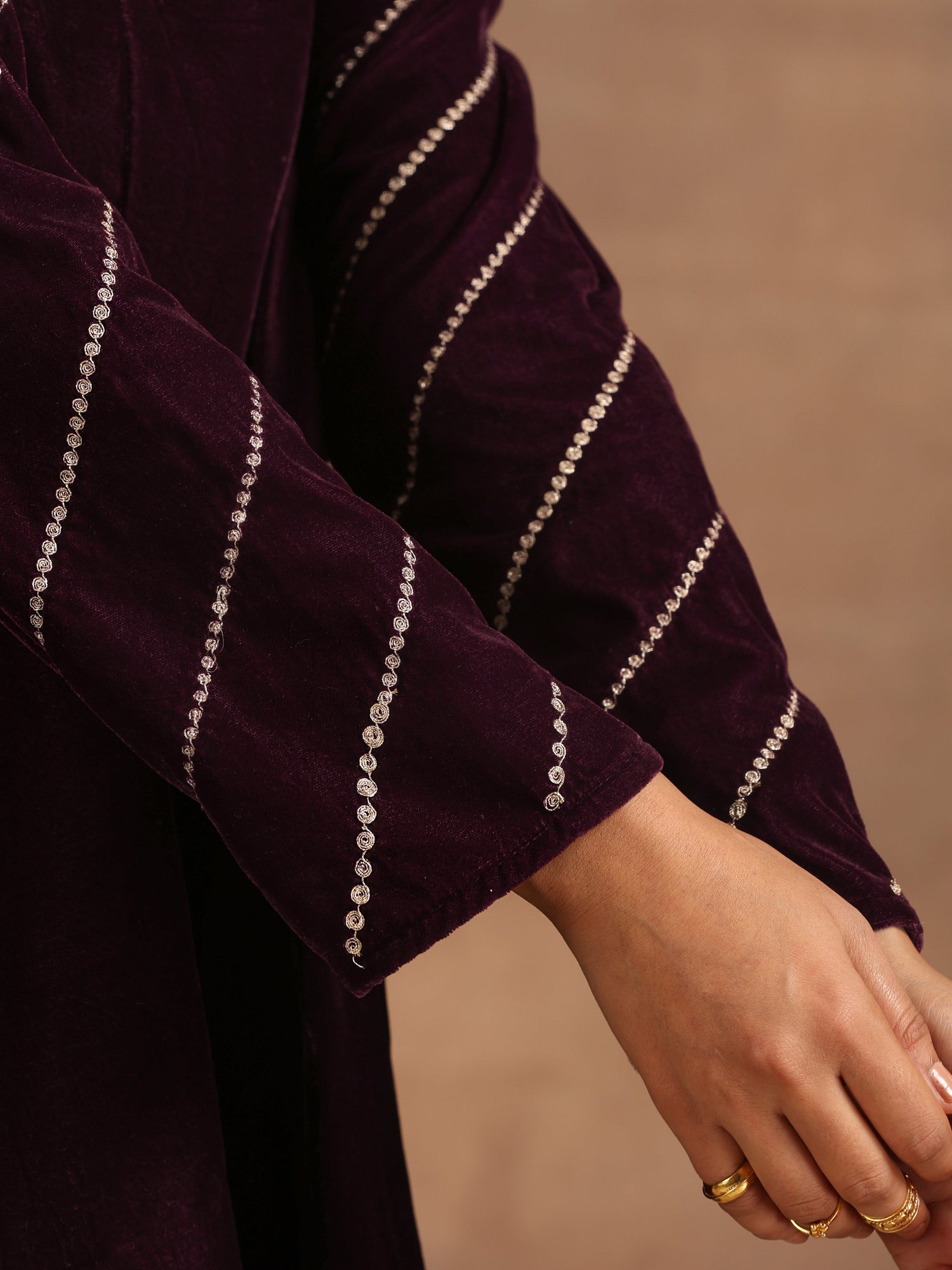 trueBrowns Wine Velvet Sleeve Embroidered Co-ord Set
