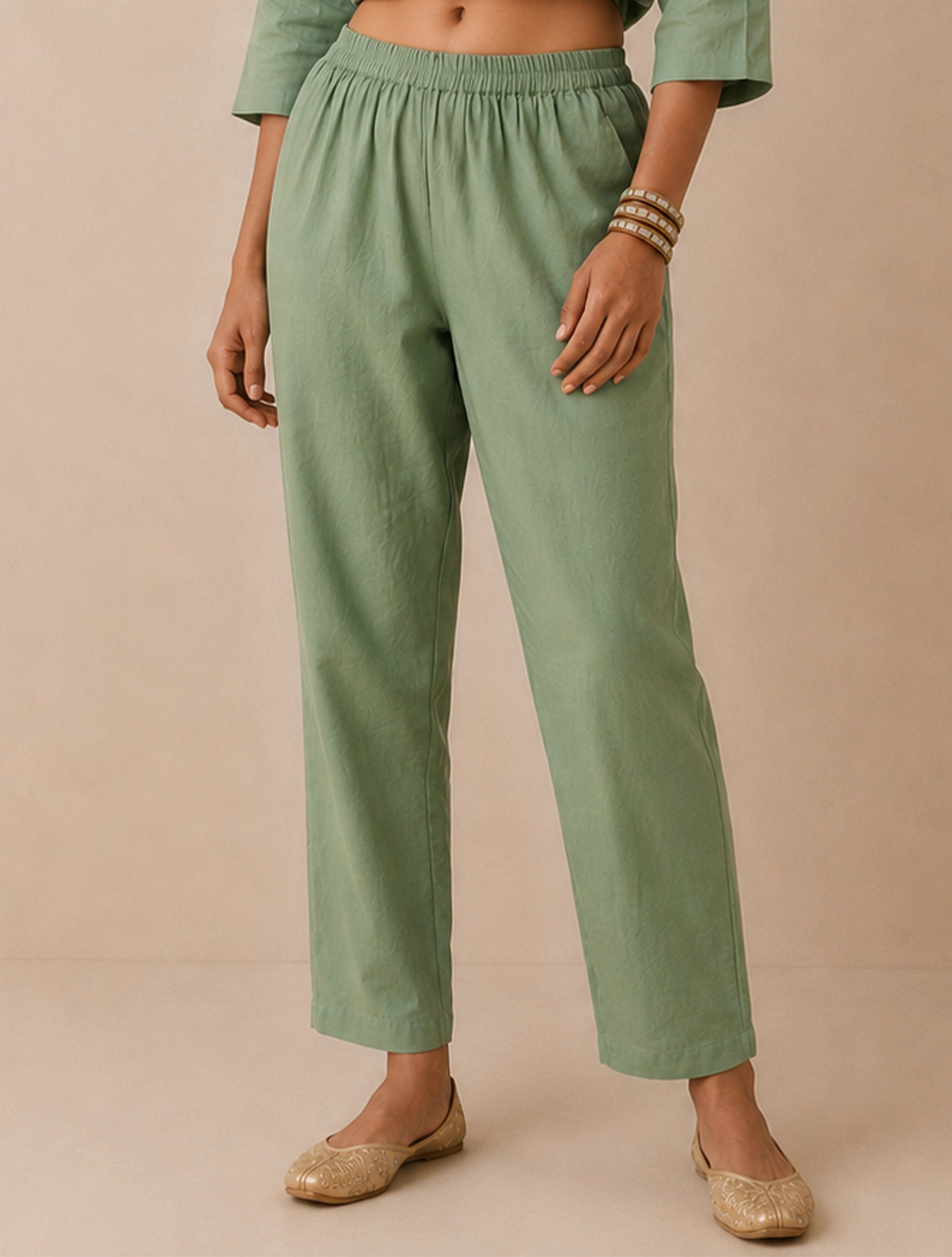 trueBrowns Green Solid Viscose Kurta Co-Ord Set