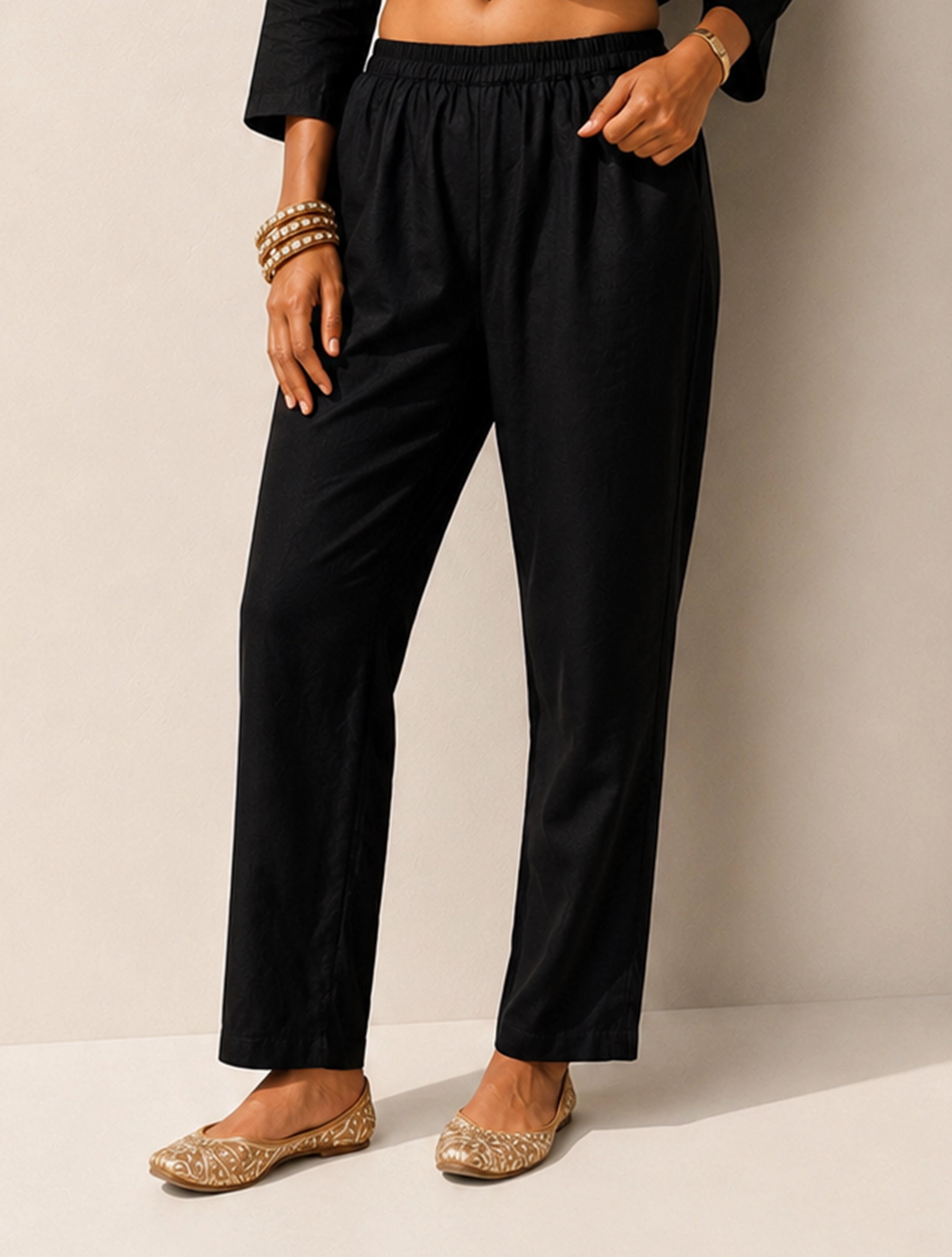 trueBrowns Black Solid Viscose Kurta Co-Ord Set
