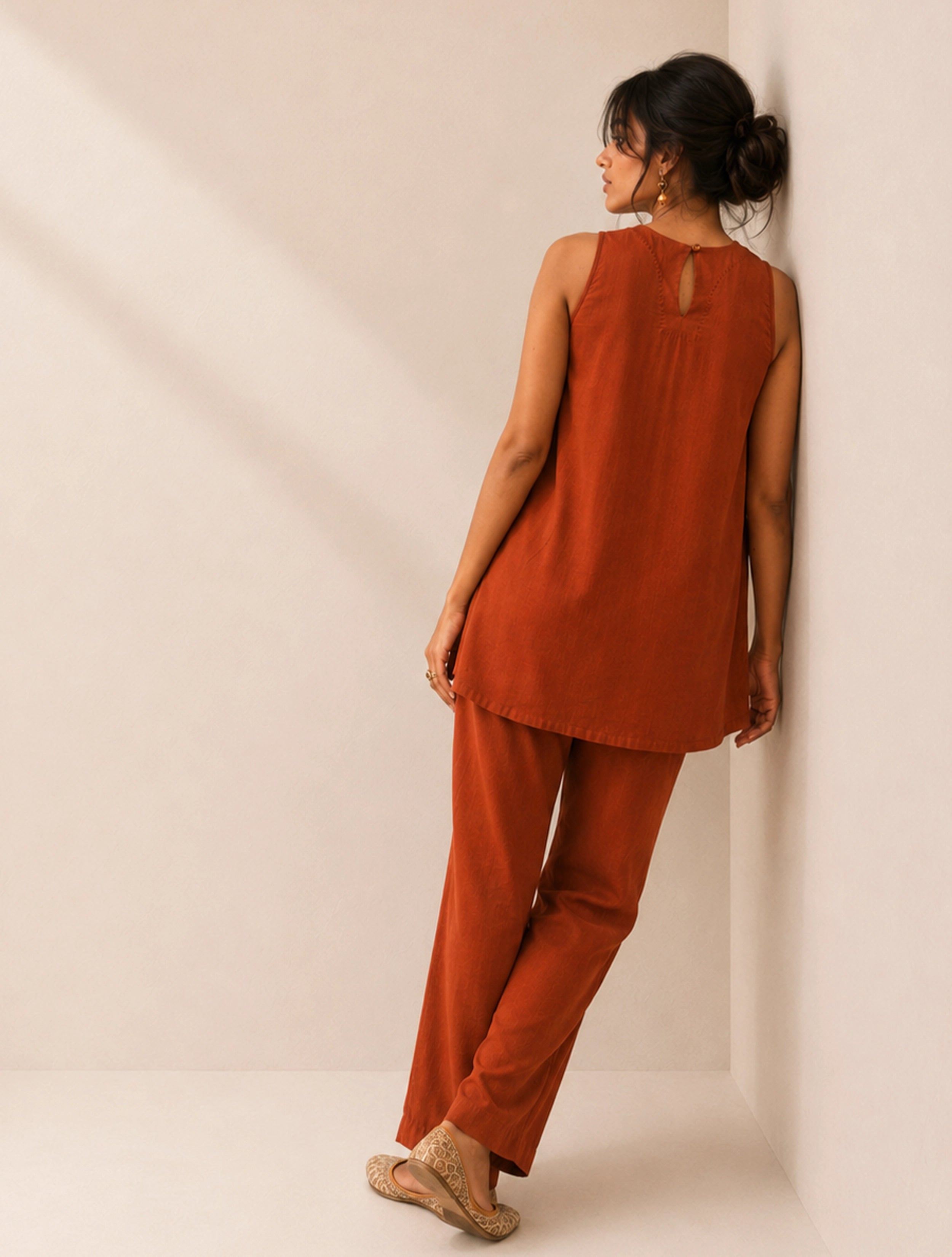 trueBrowns Rust Solid Viscose Sleeveless Co-Ord Set
