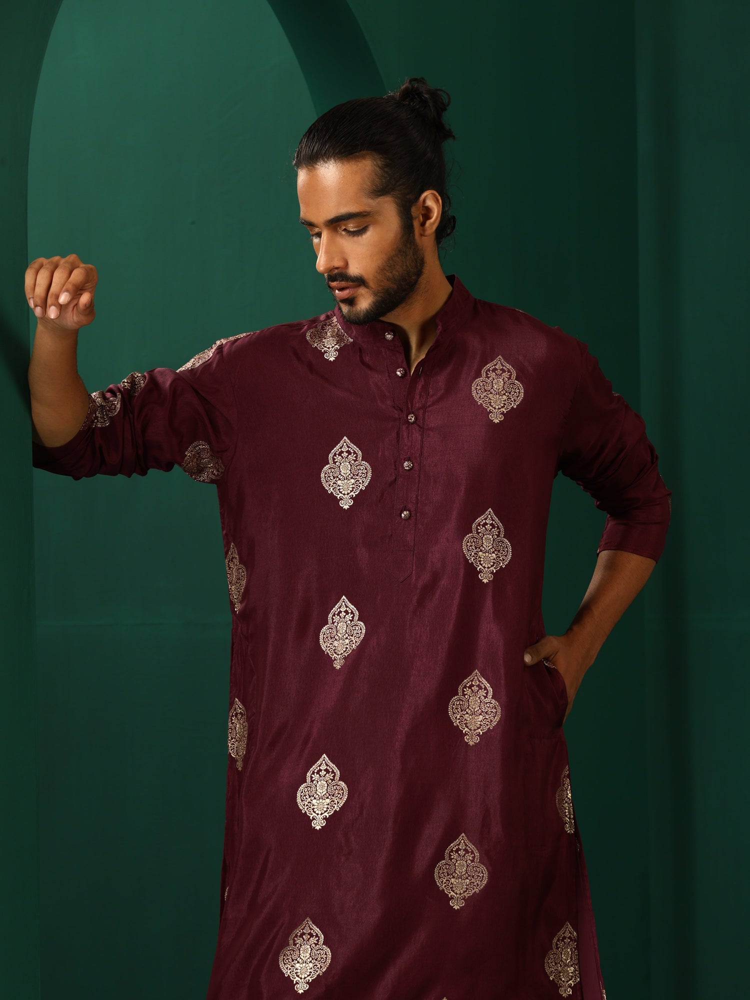 trueBrowns Men Wine Geometric Viscose Silk Long Kurta