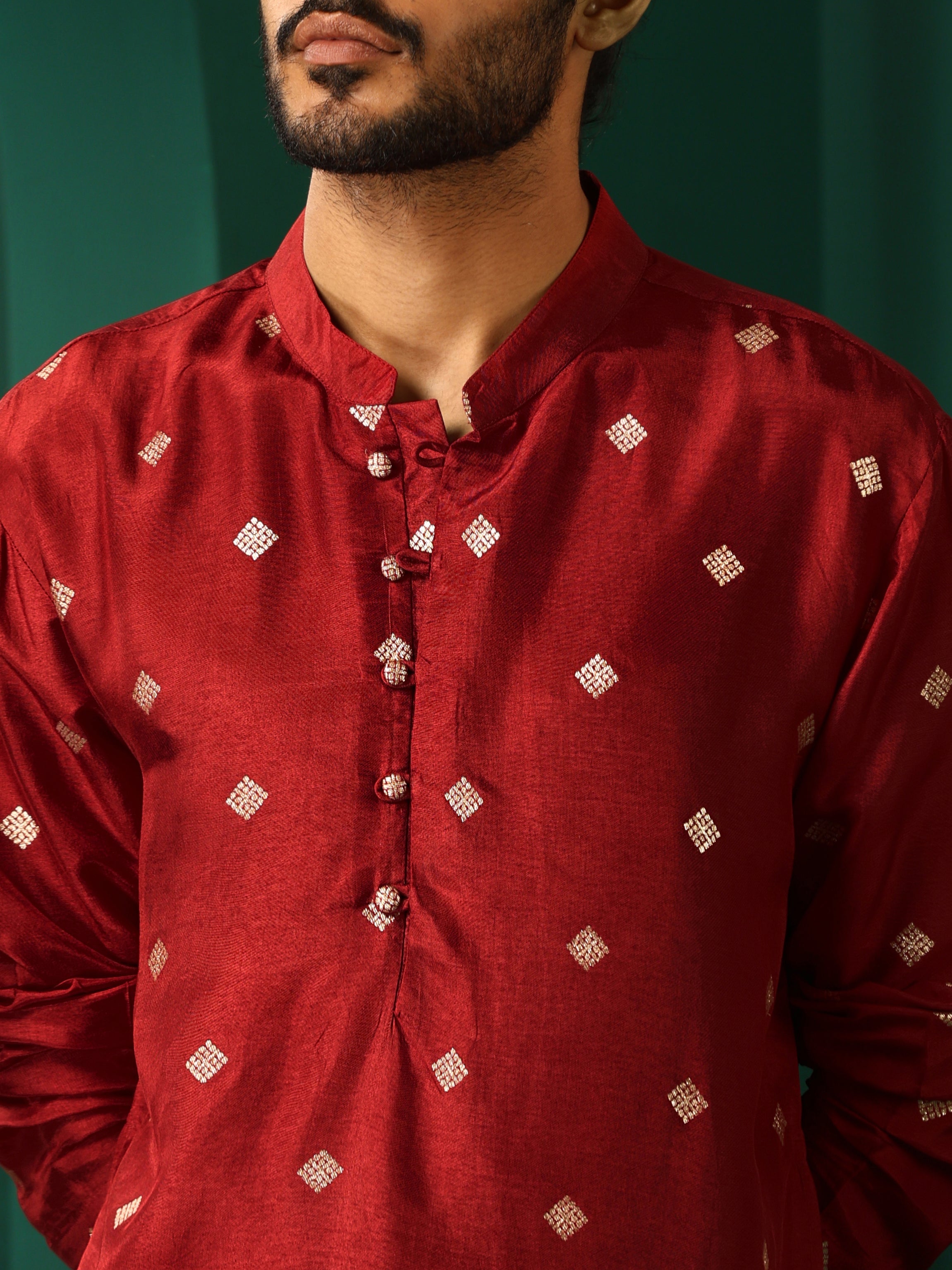 trueBrowns Men Maroon Diamond Viscose Silk Long Kurta
