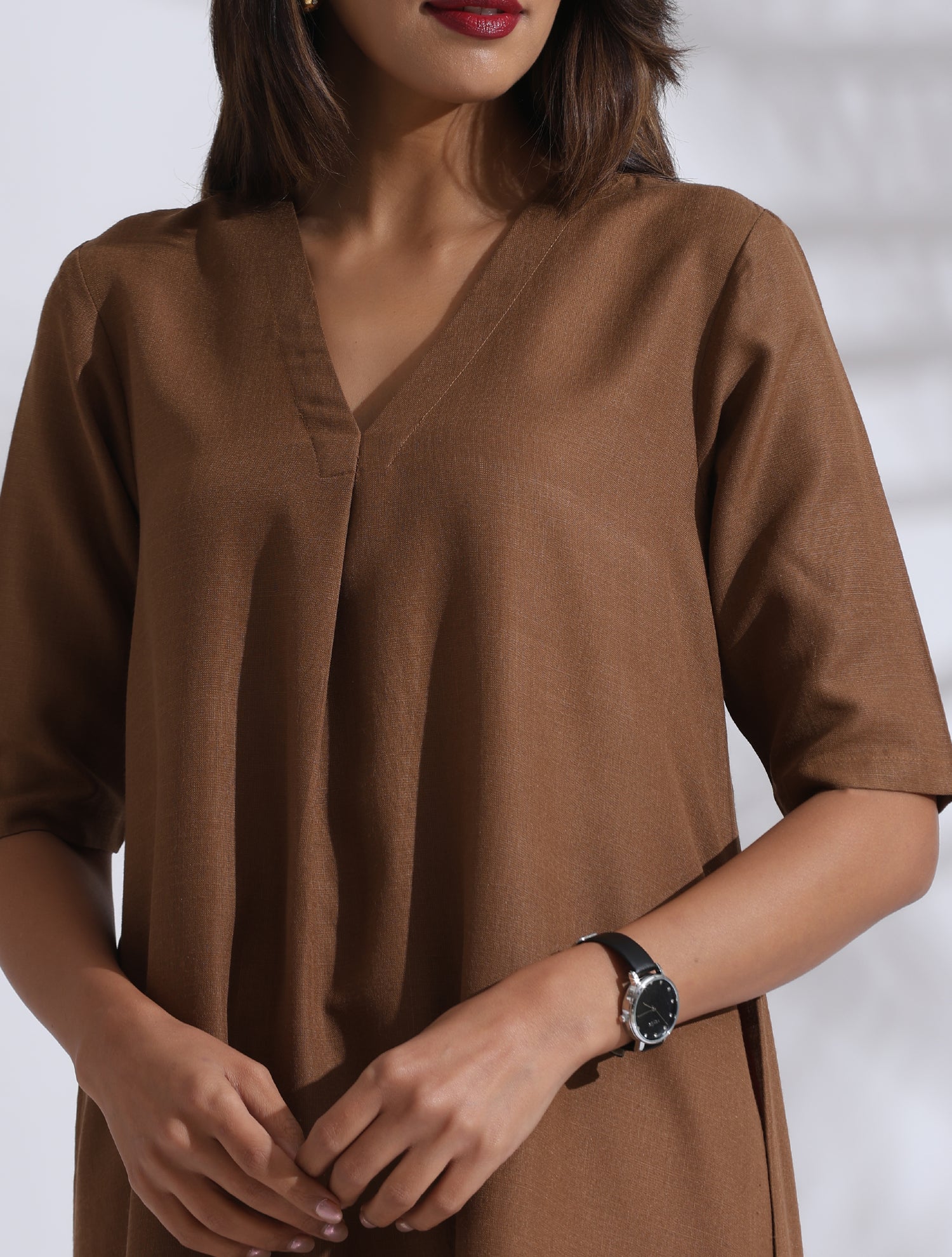 trueBrowns Brown Slub Highslit Kurta Set