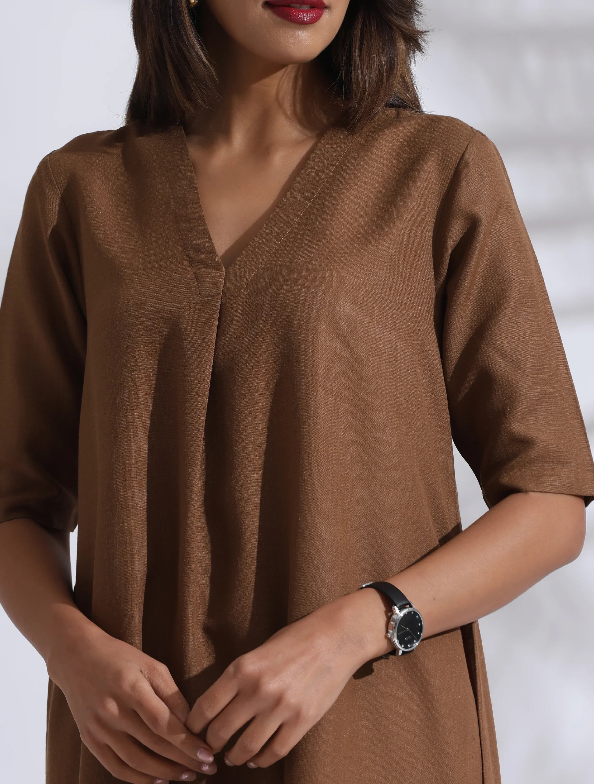trueBrowns Brown Slub Highslit Kurta Set