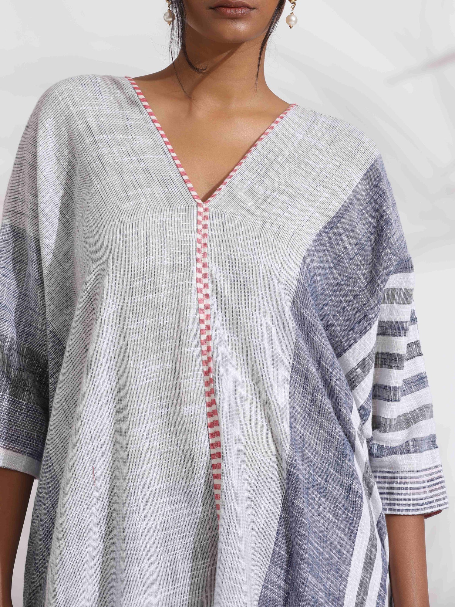 trueBrowns Off-White Cotton Multi Stripe Flared Kurta Set